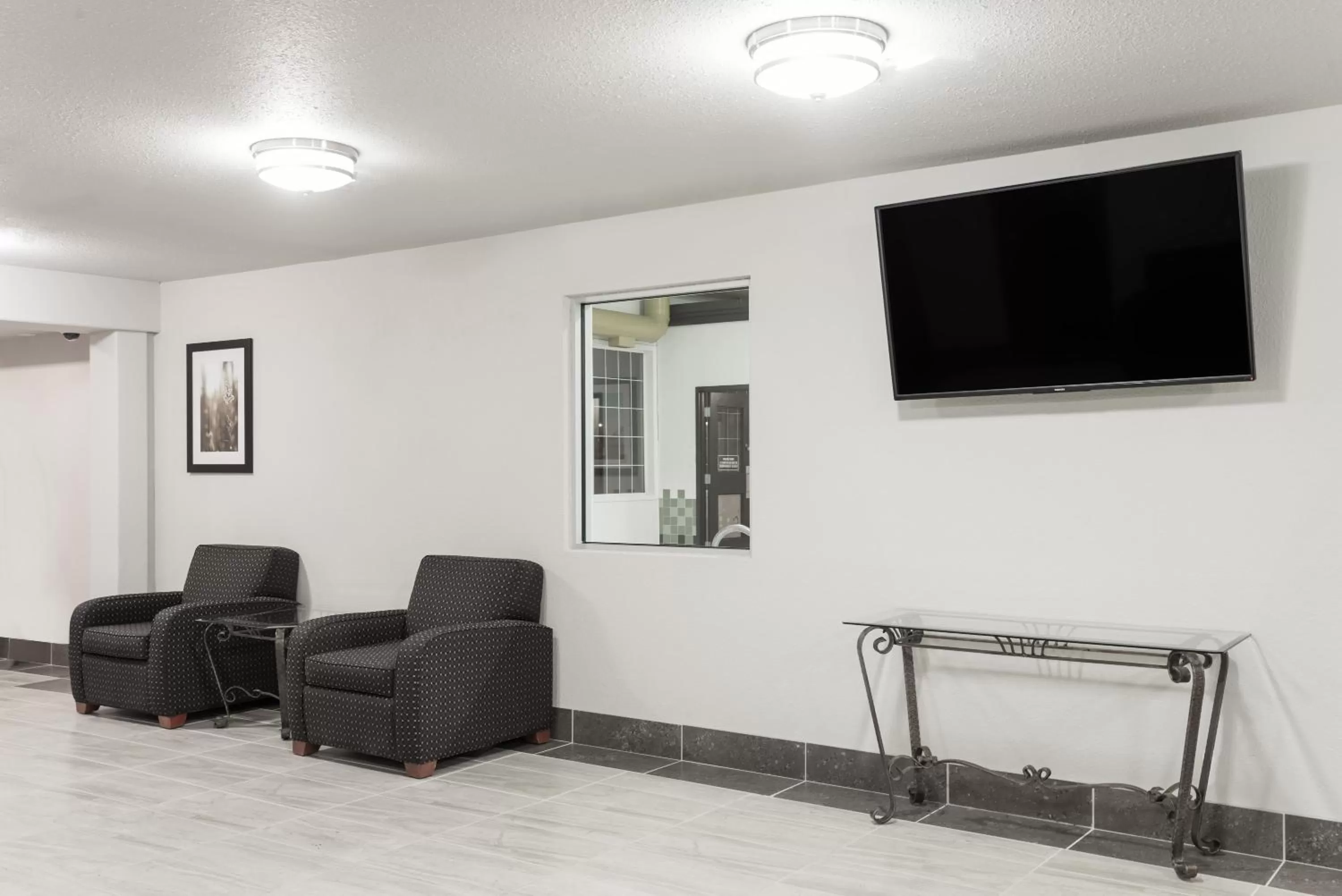 Lobby or reception in Super 8 by Wyndham Grande Prairie