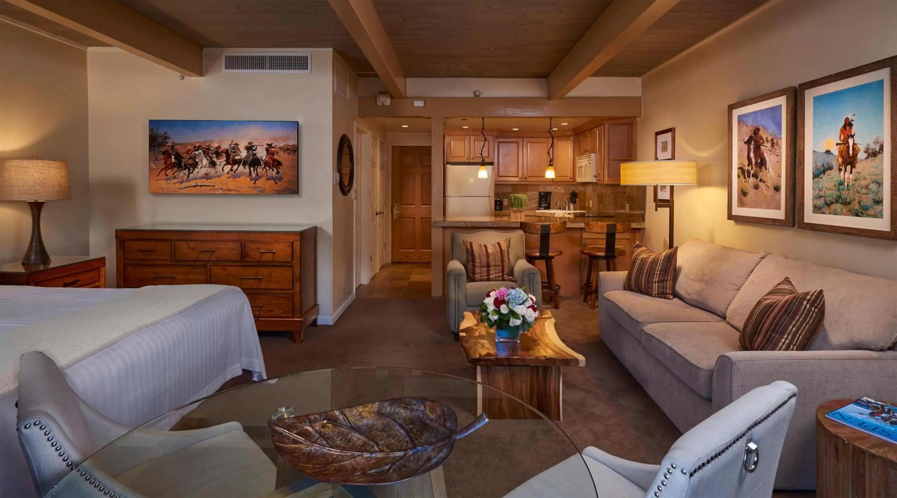 Kitchen or kitchenette in Aspen Square Condominium Hotel