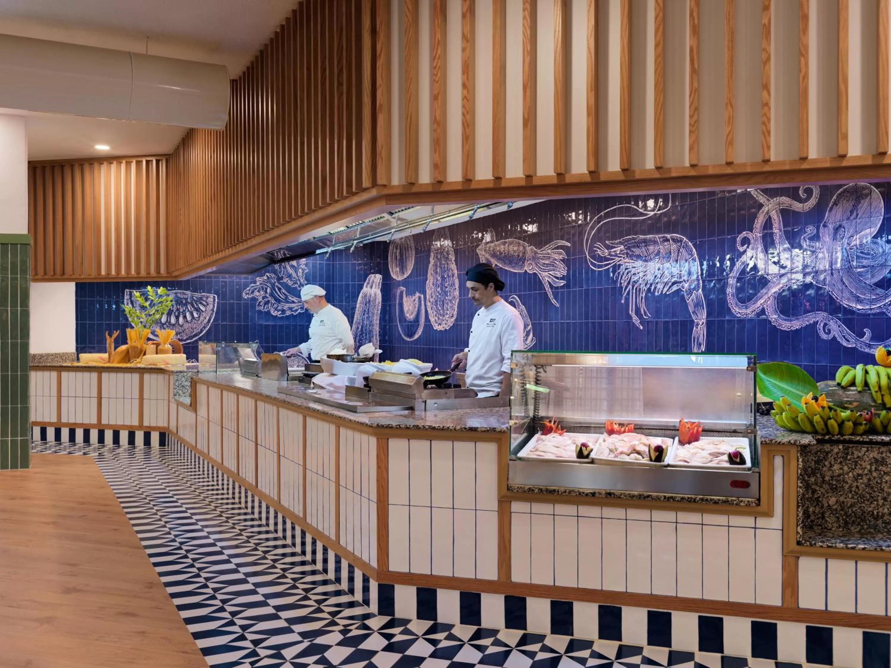 Restaurant/places to eat in H10 Las Palmeras