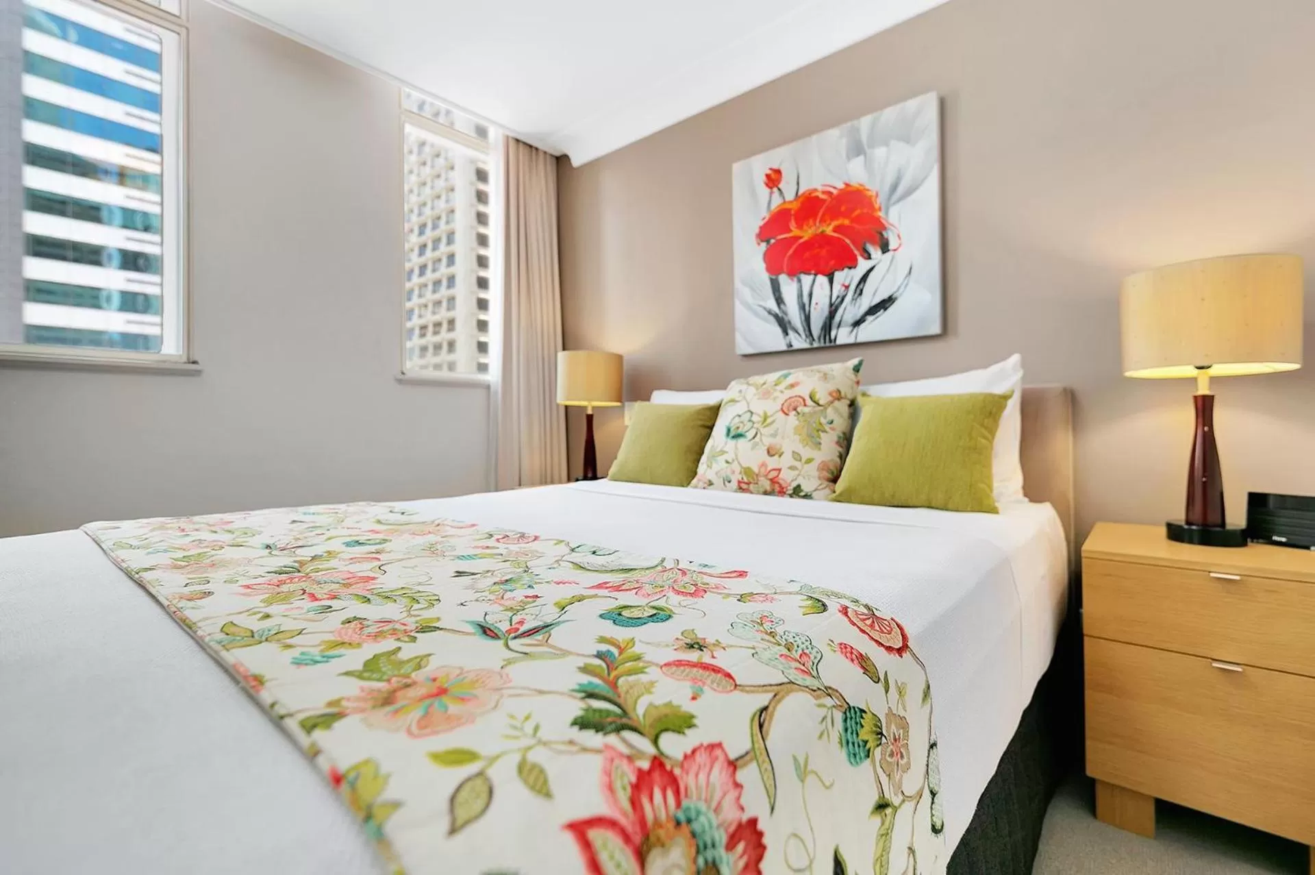 Bed in Manor Apartment Hotel