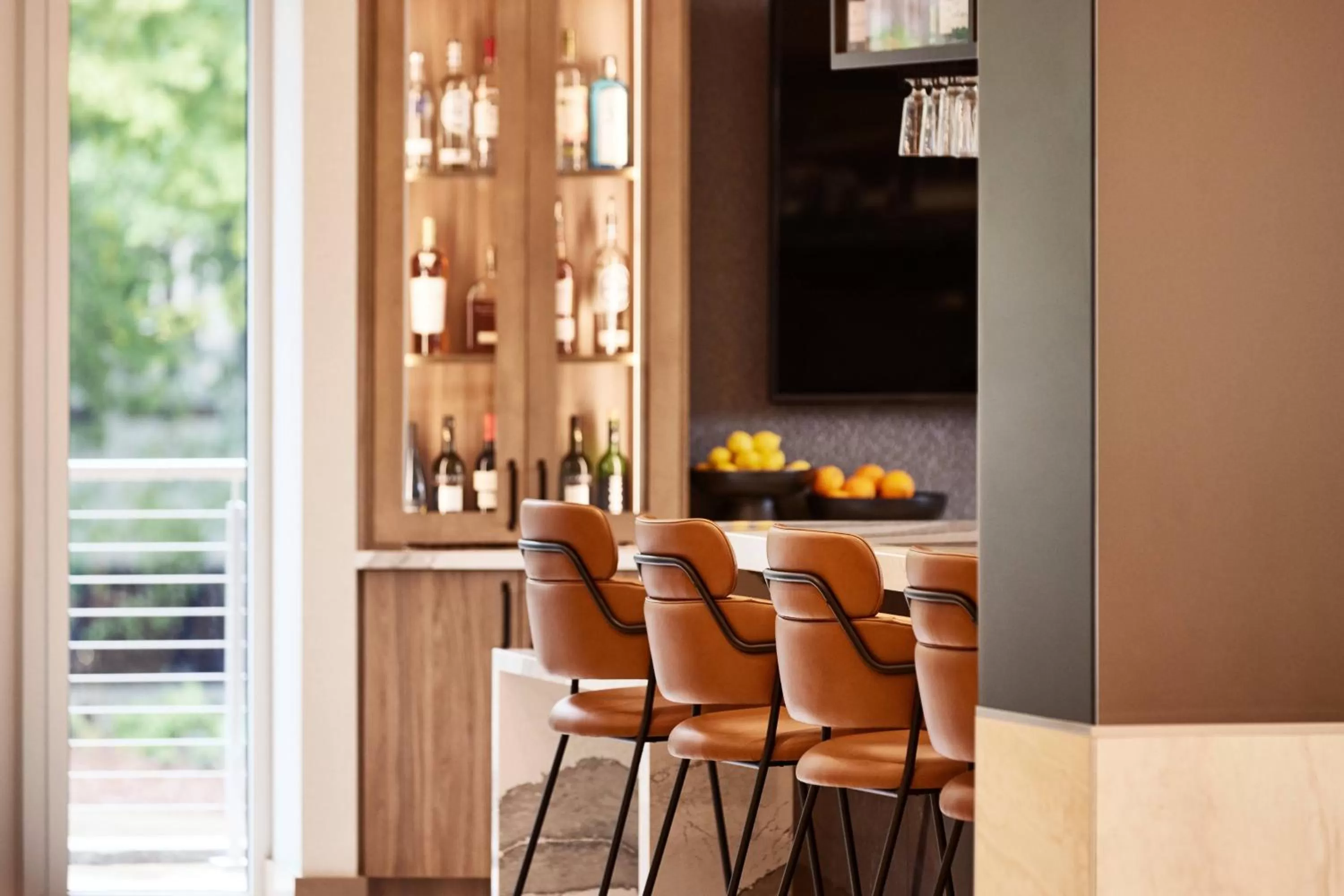 Lounge or bar in AC Hotel by Marriott Atlanta Perimeter