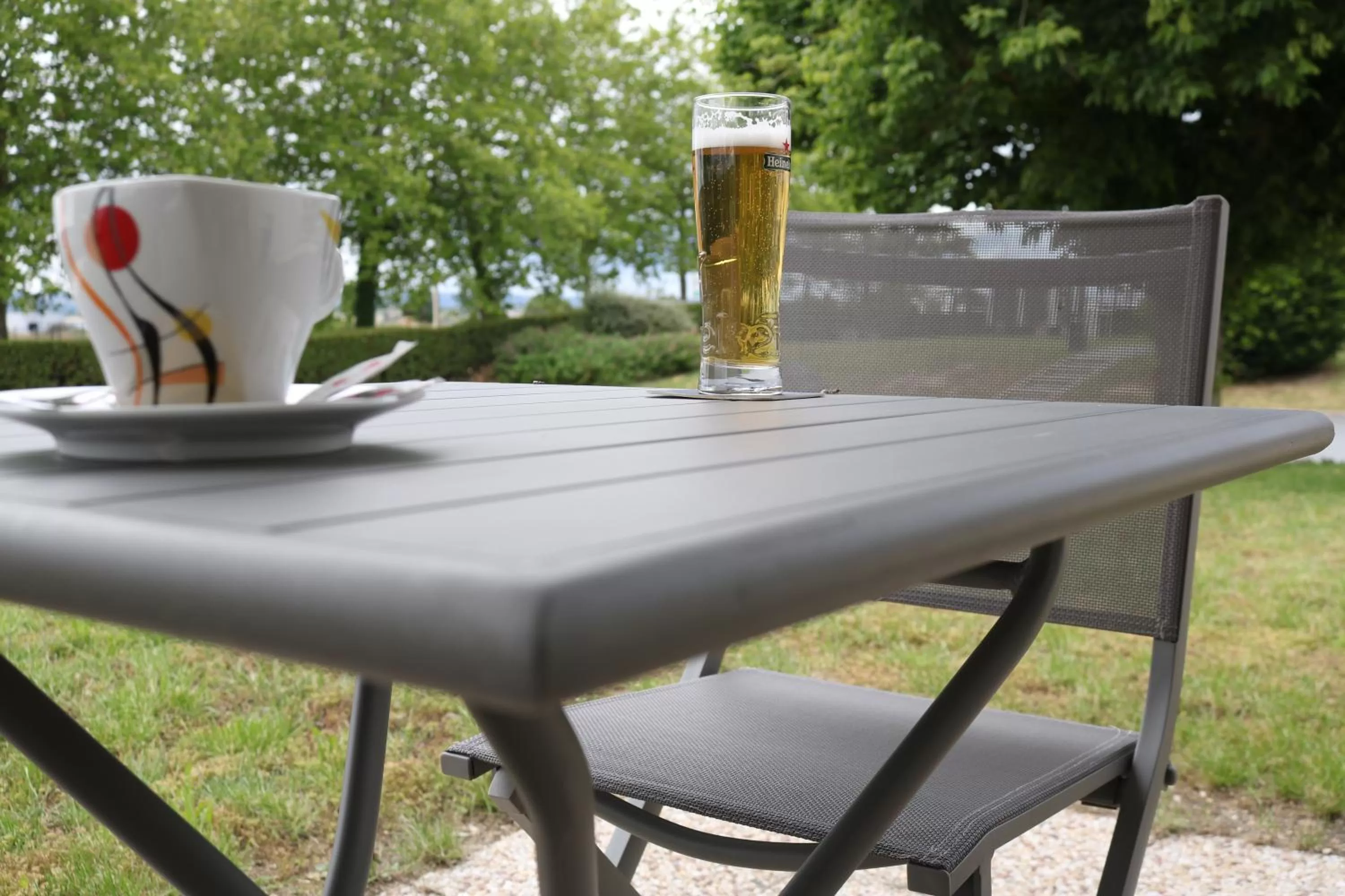 Patio in Campanile Montluçon ~ Saint-Victor