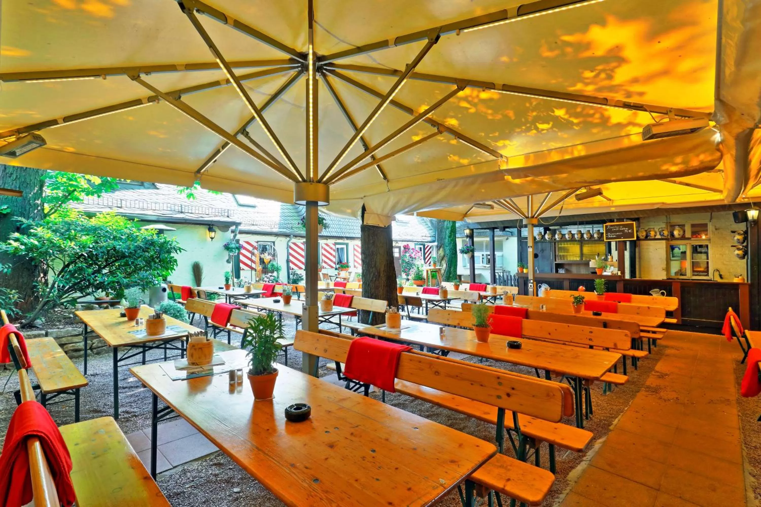 Restaurant/places to eat in Best Western Premier IB Hotel Friedberger Warte