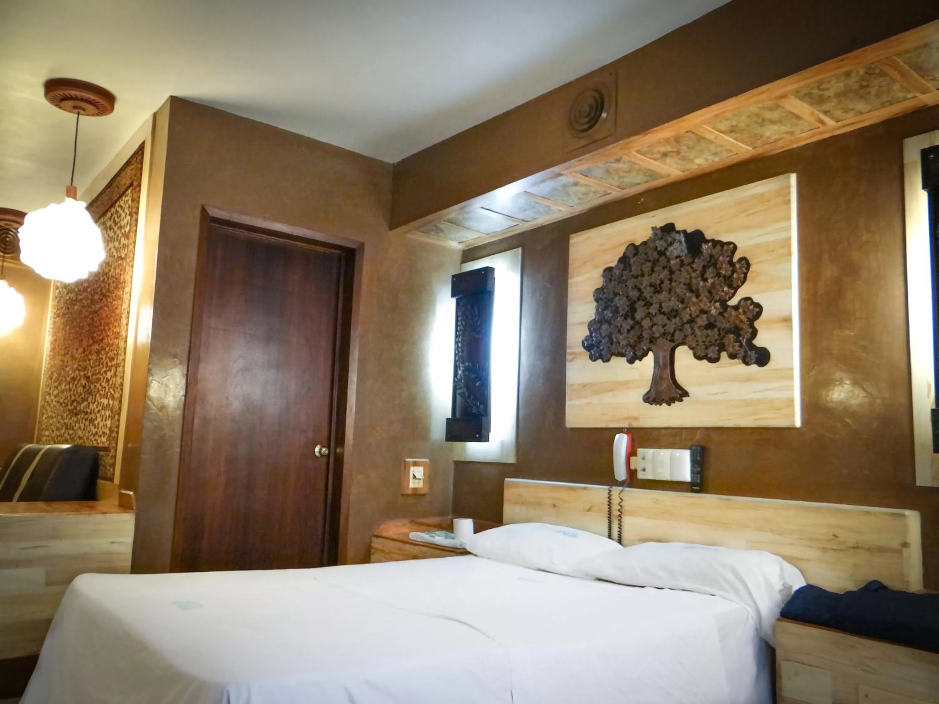 Bed in Silmar Hotel/Motel