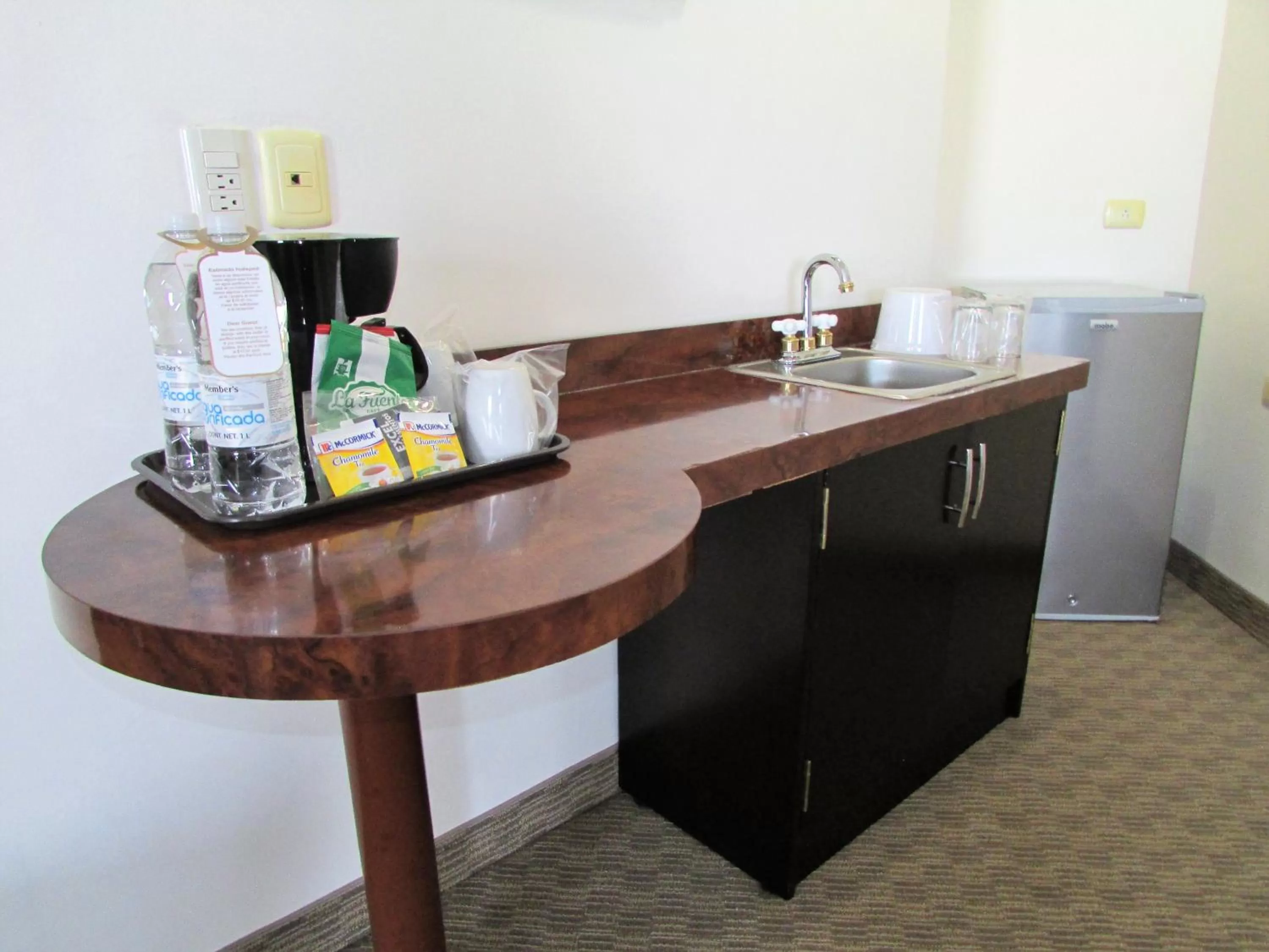 Bedroom in Best Western Hotel Posada Del Rio Express
