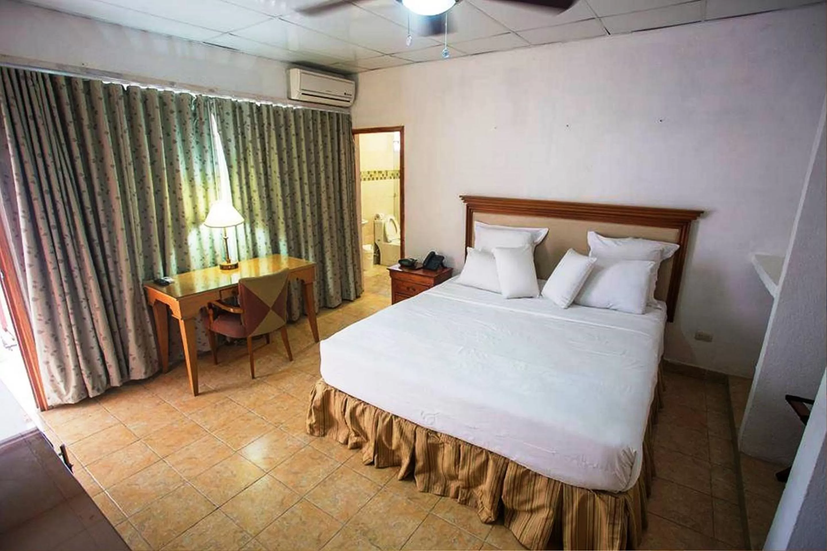 Bed in Auberge Villa Cana