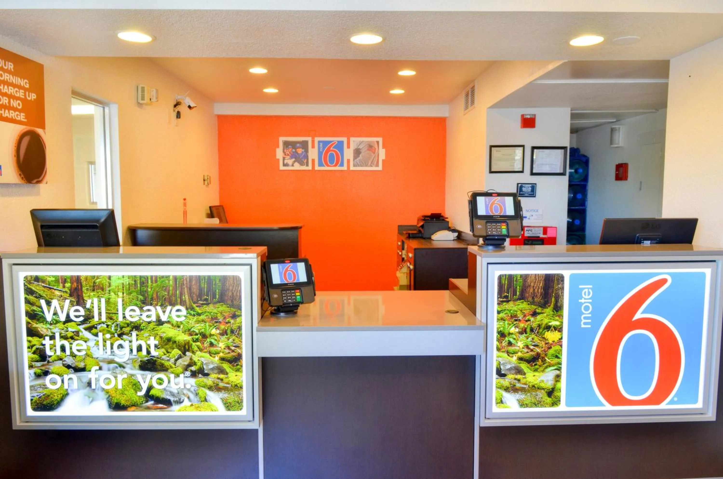 Lobby or reception in Motel 6-Santa Nella, CA - Los Banos - Interstate 5