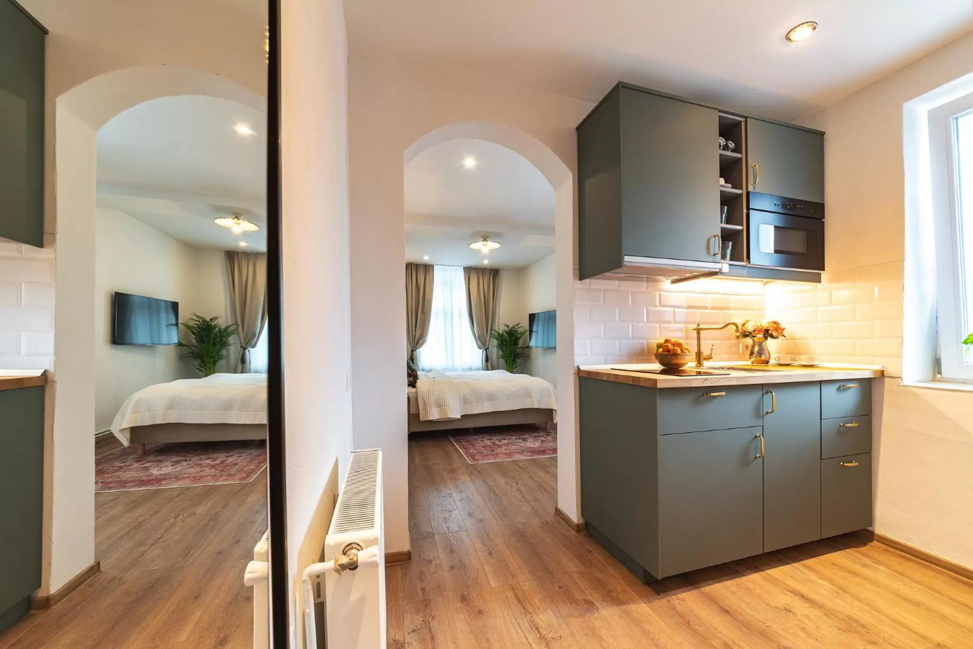 Coffee/tea facilities, Bed in Nikolas Haus Central Location with Free Parking