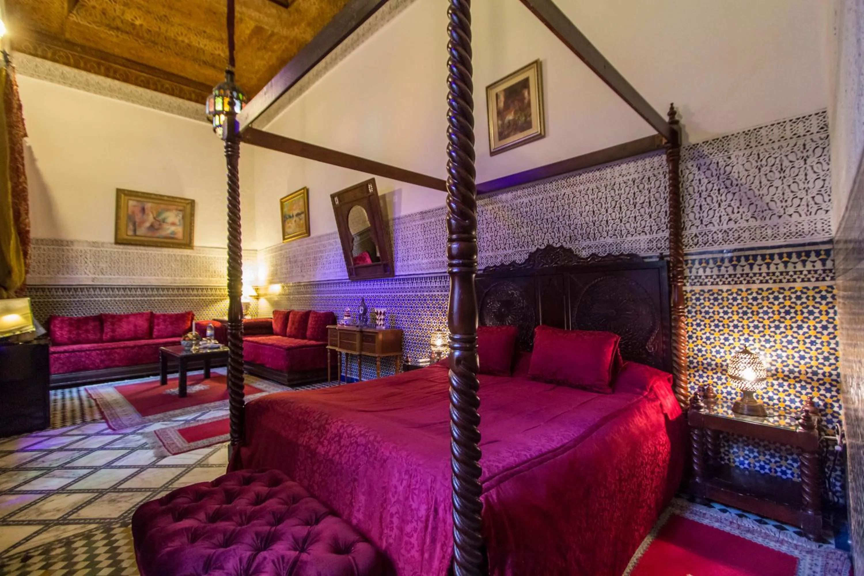 TV and multimedia, Bed in Riad - Dar Al Andalous