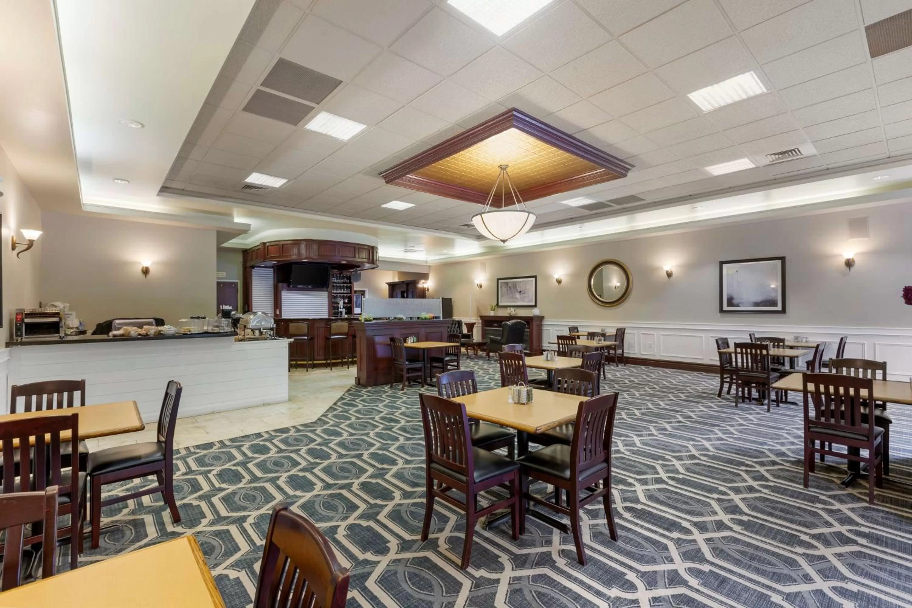 Breakfast, Restaurant/Places to Eat in Best Western Plus Orillia Hotel