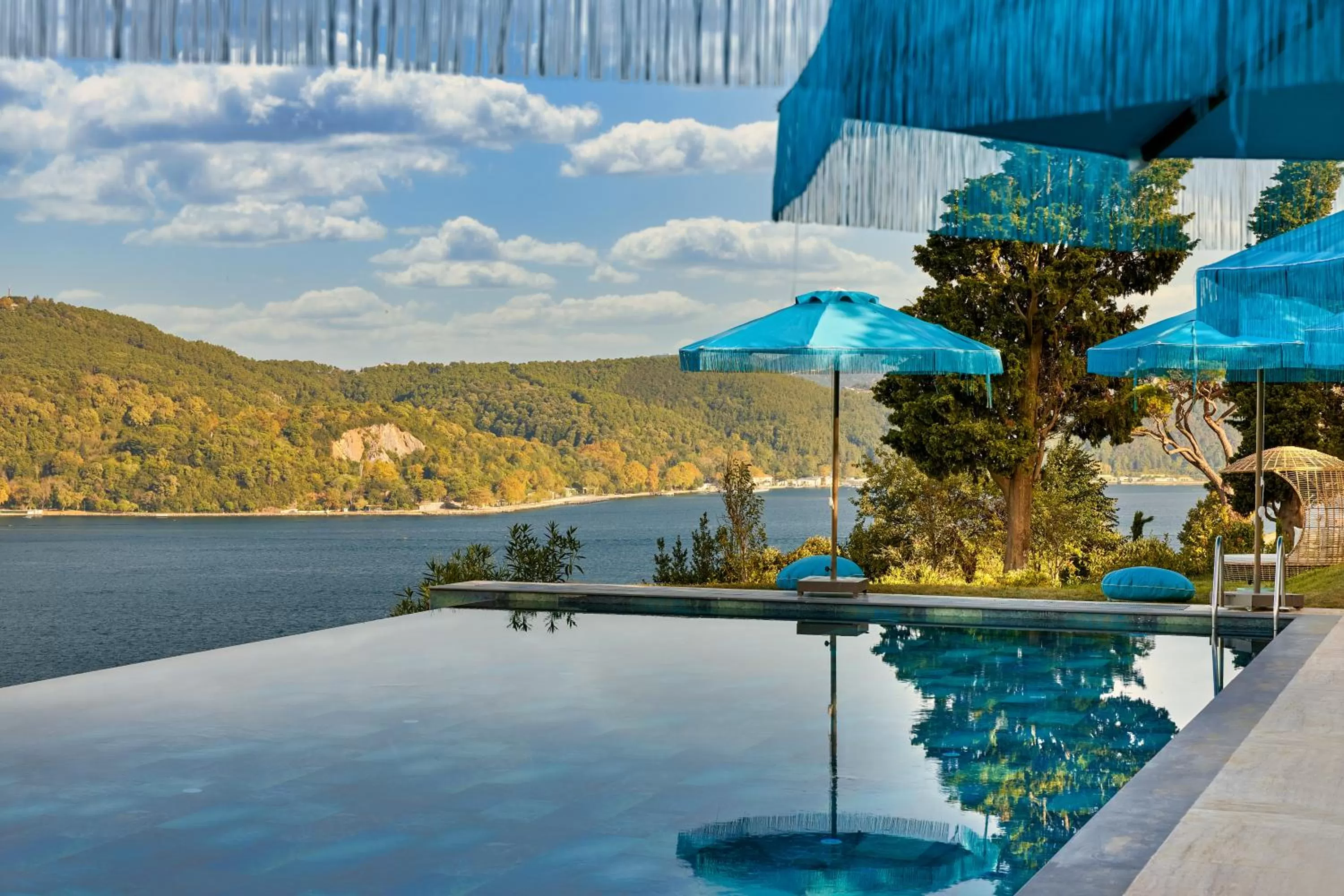 Swimming pool in Six Senses Kocatas Mansions