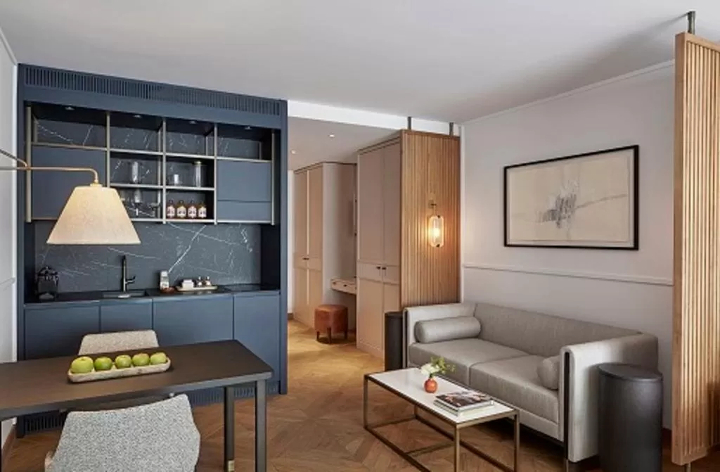 Kitchen or kitchenette in Alex Lake Zürich