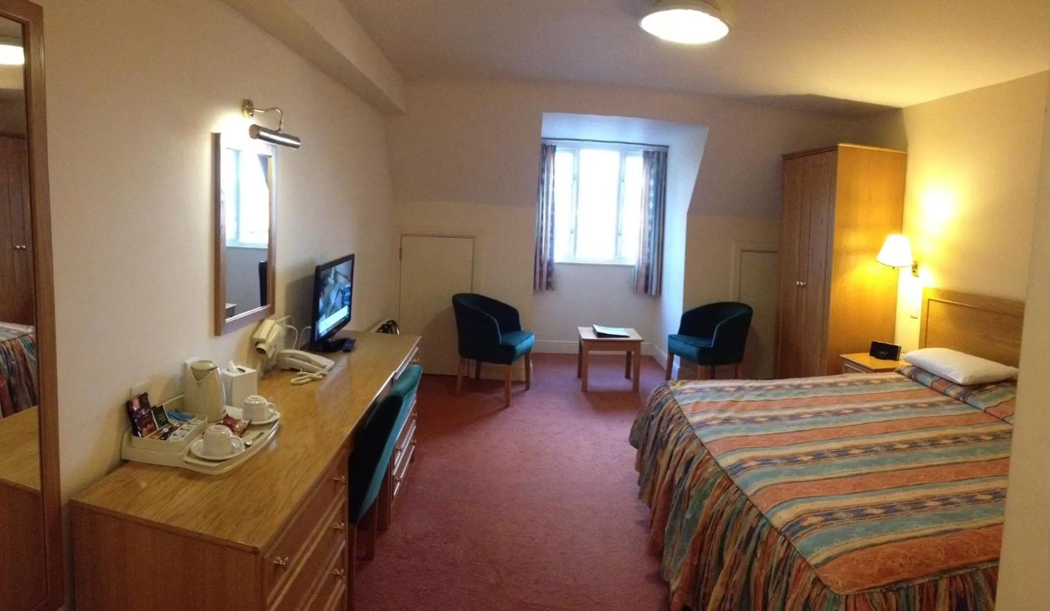 Day in Louisa Lodge & Purbeck House Hotel