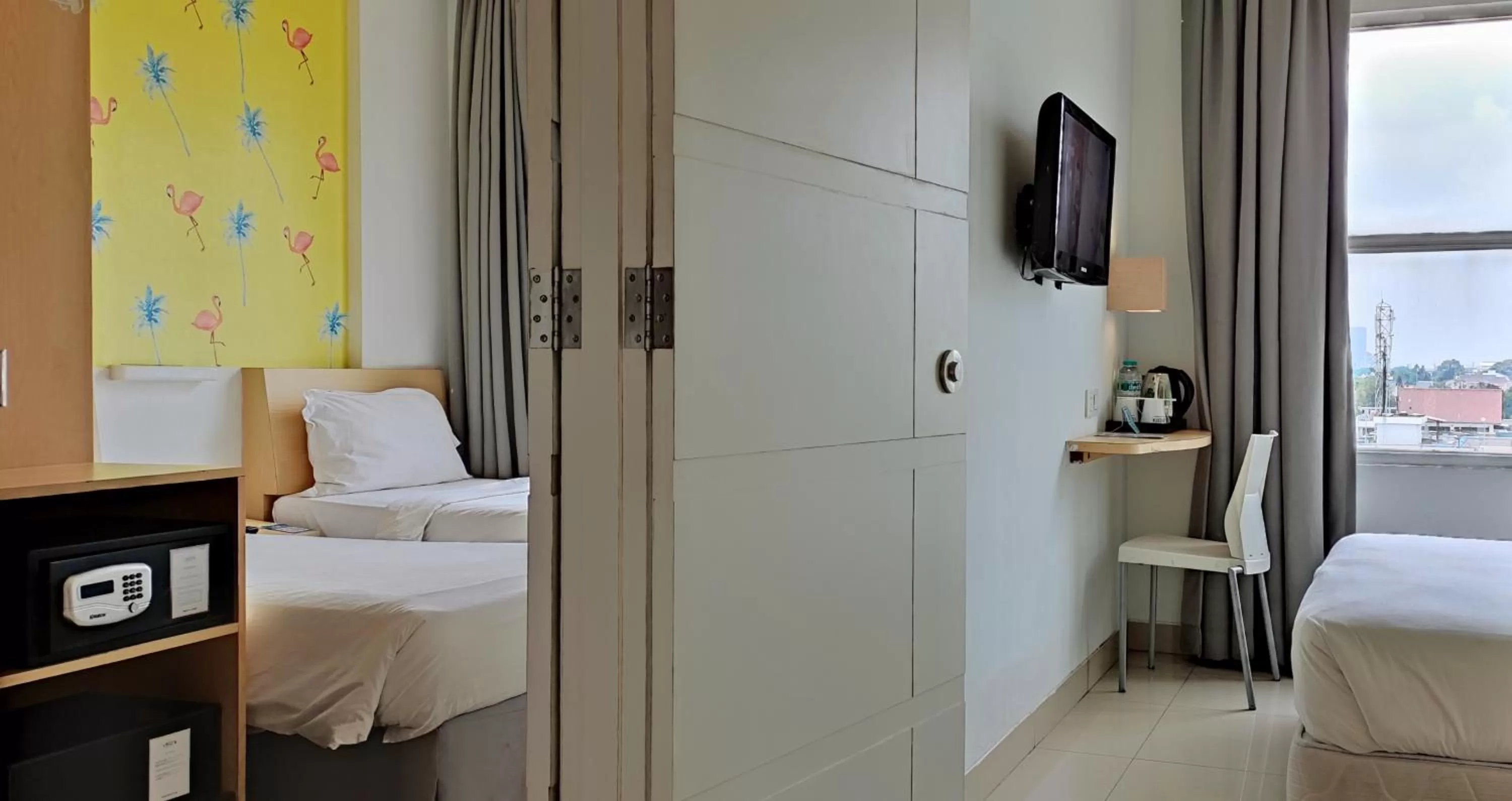 Bedroom, Bed in Liberta Hotel Kemang