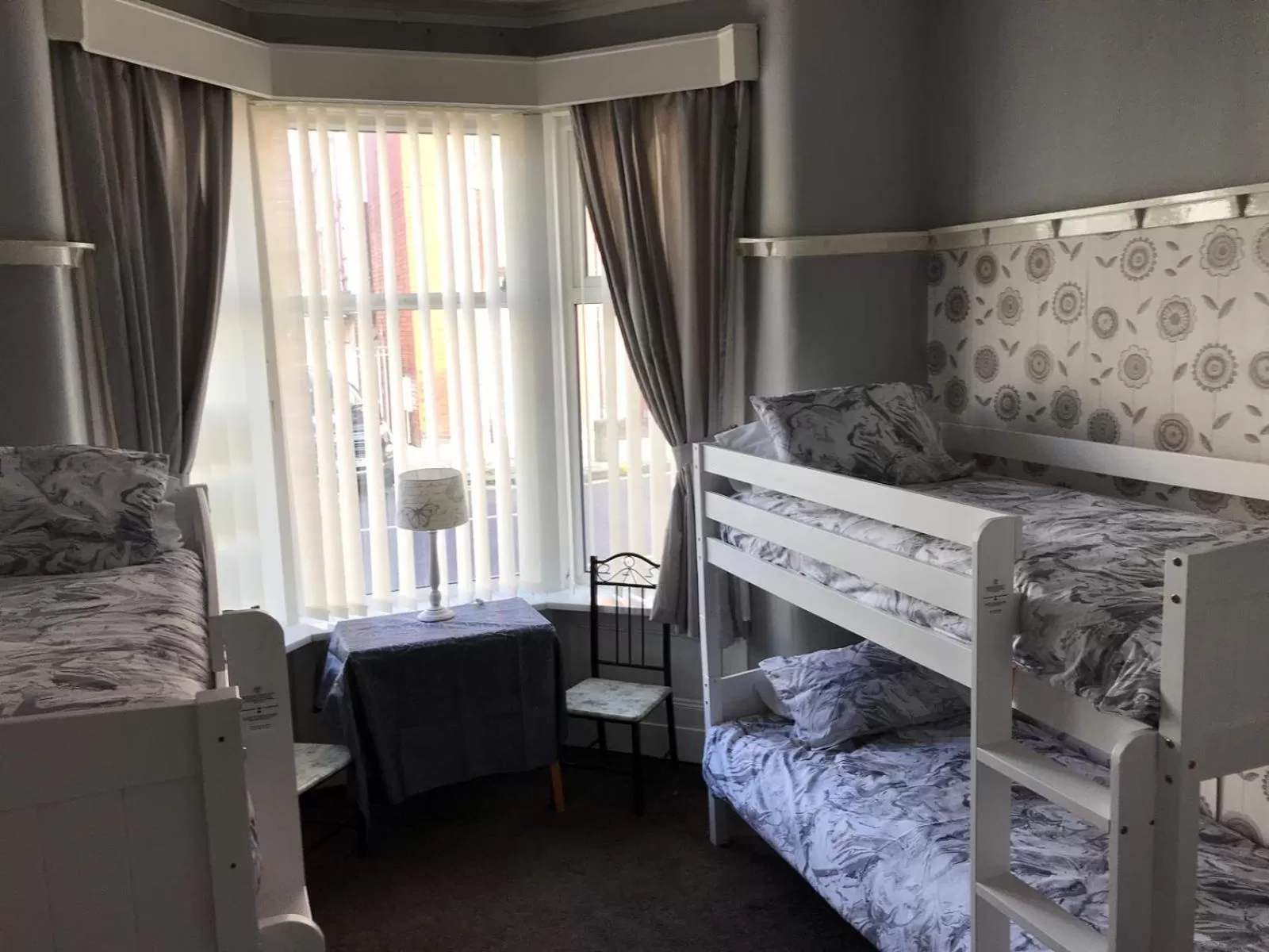 Apartment With Shared Bathroom in Westbourne House