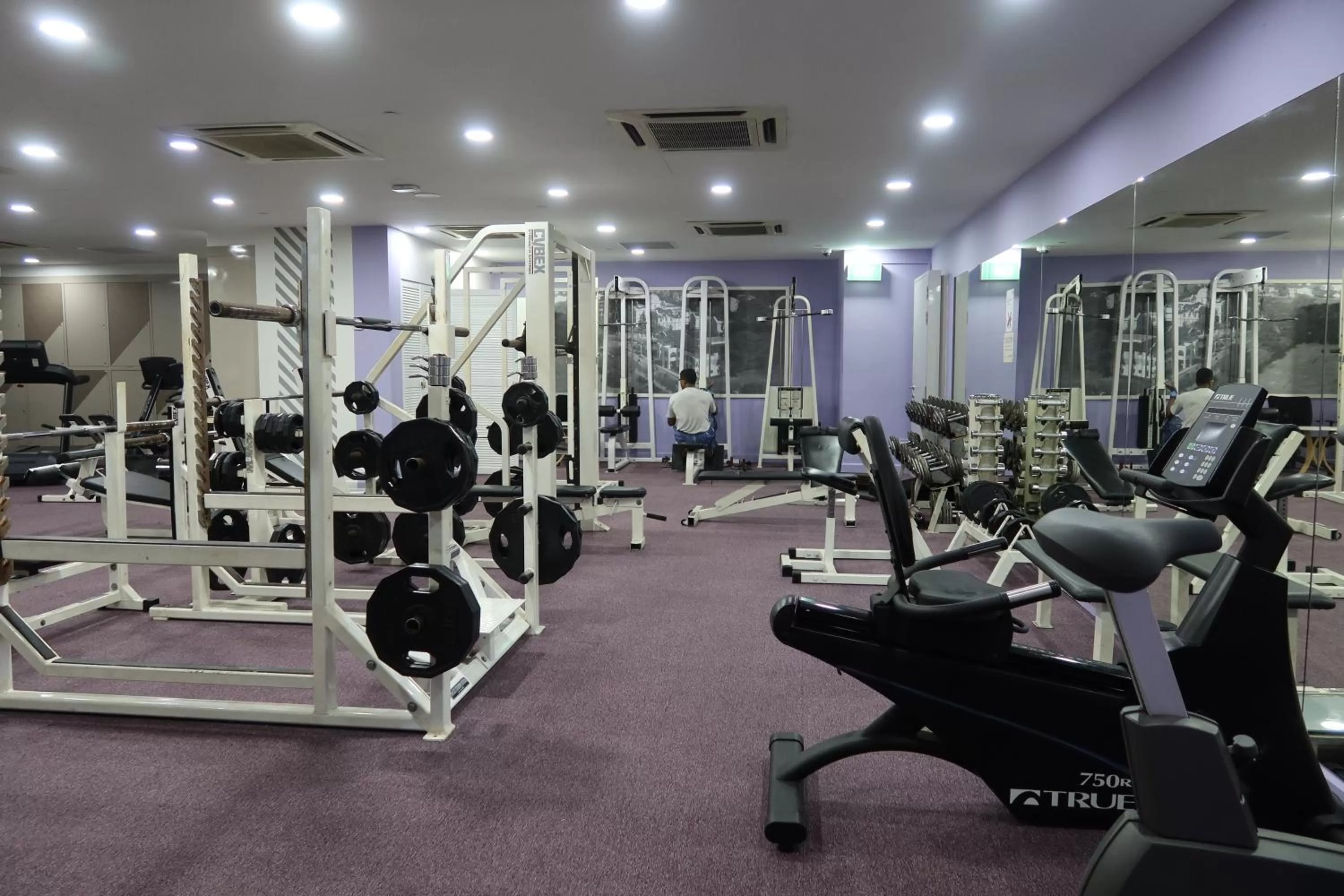 Fitness centre/facilities in YMCA One Orchard