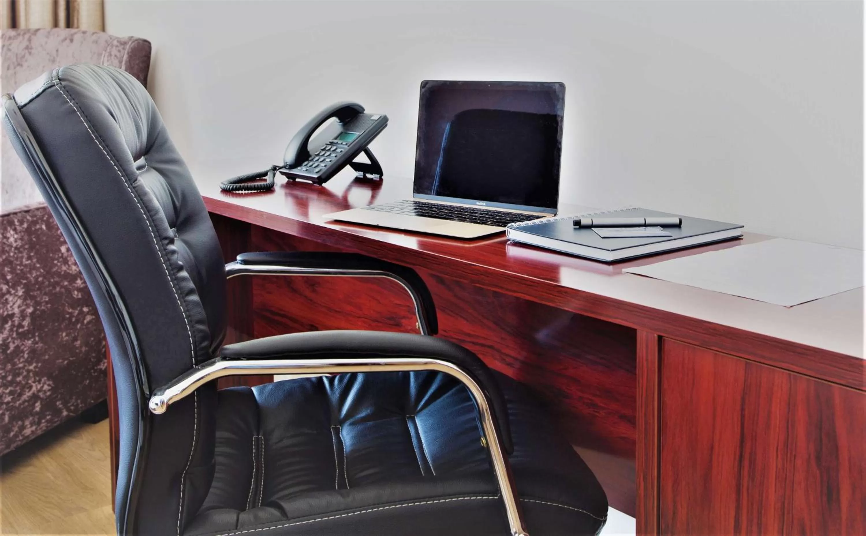 Photo of the whole room in Nobile Hotel Estación Central