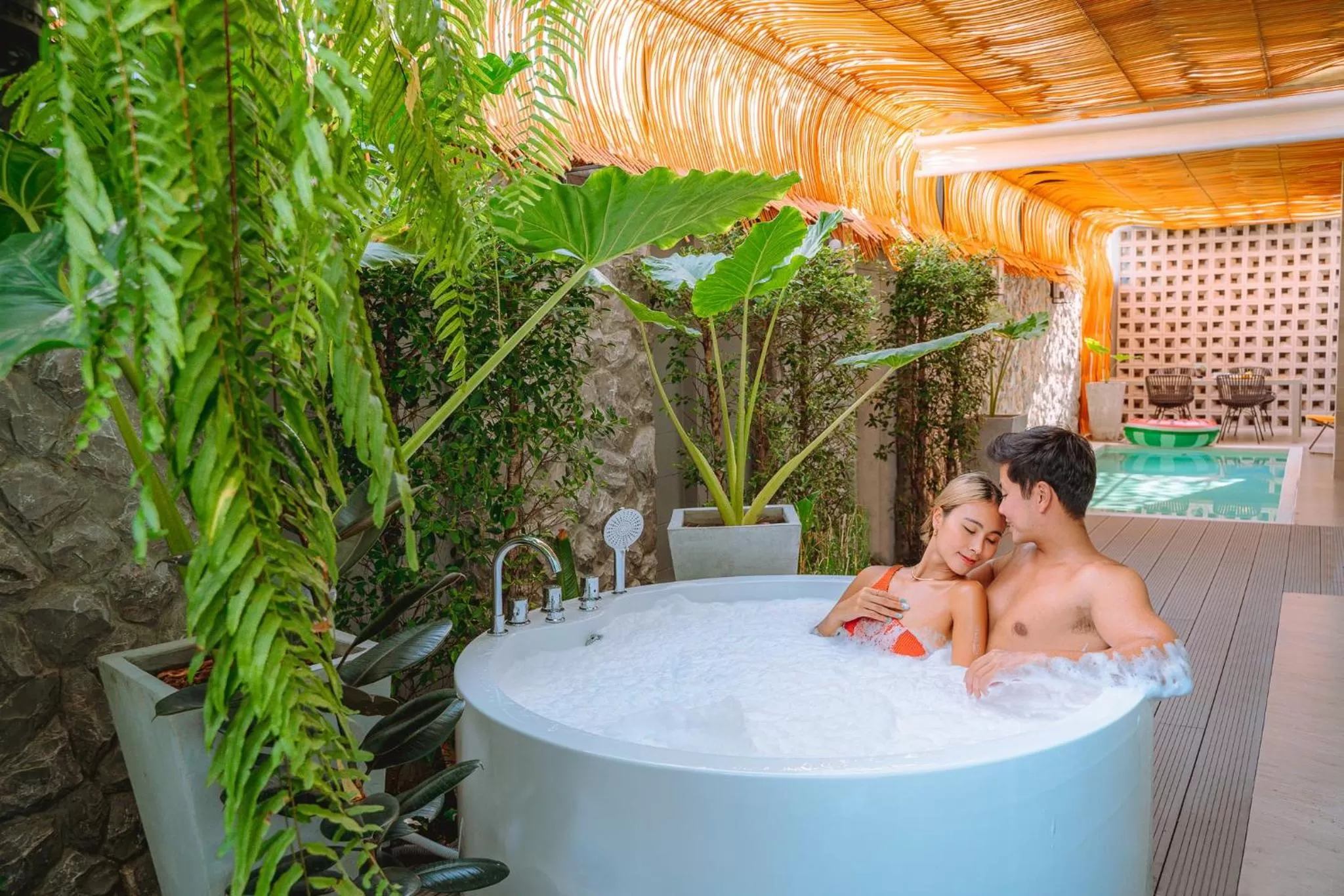 Swimming pool in SHAN Villas Sukhumvit