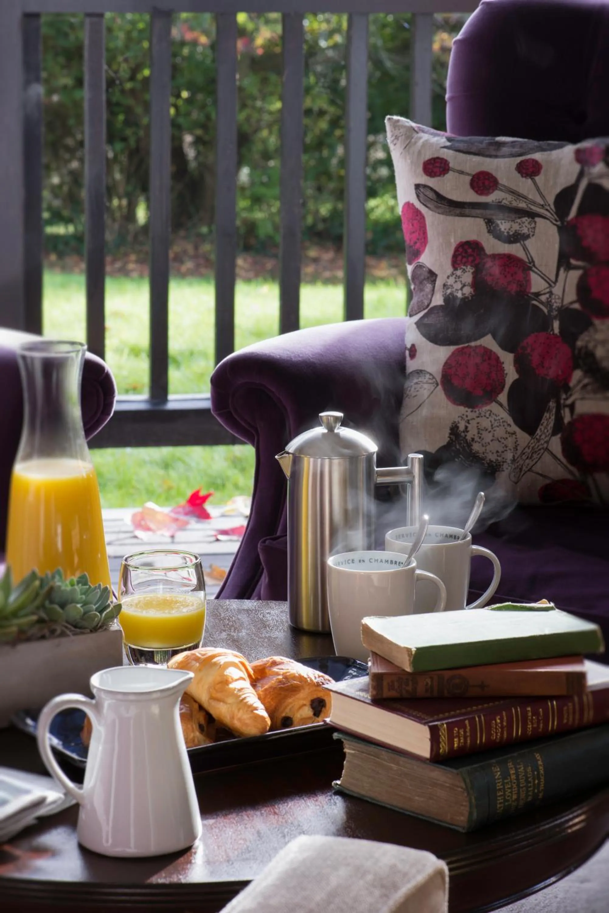 Seating area in Burley Manor