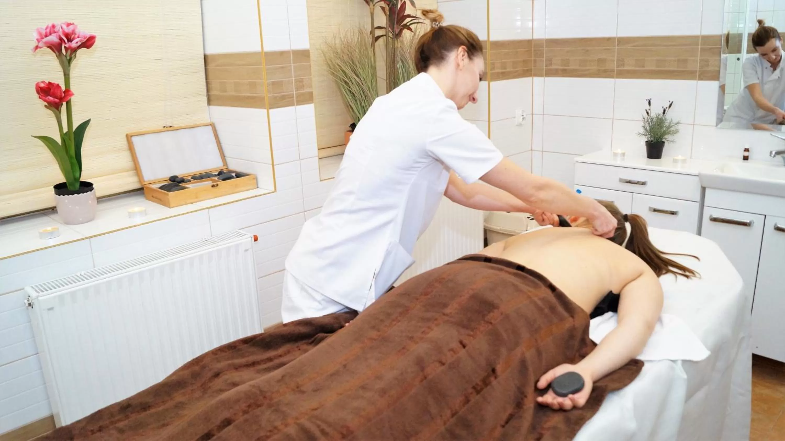 Spa and wellness centre/facilities in Hotel Mir-Jan SPA