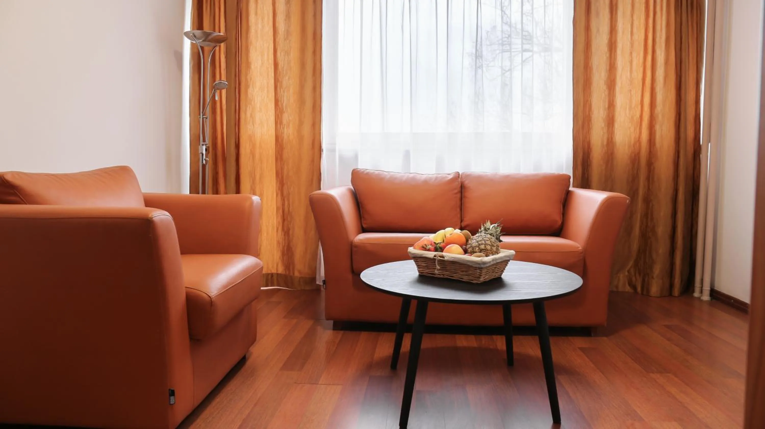 Living room in Hotel Srbija-FREE PARKING