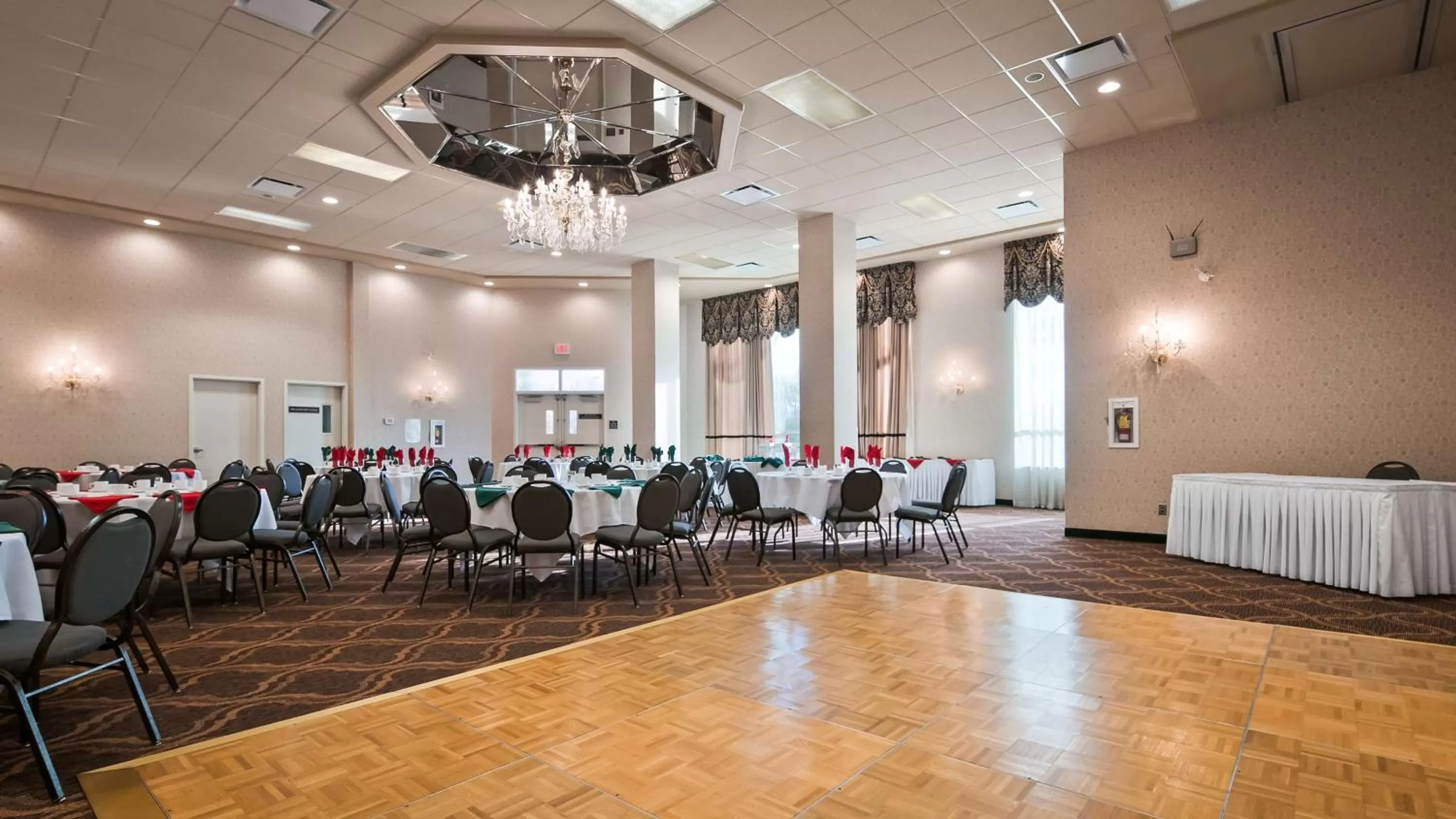 Meeting/conference room in Best Western PLUS Mission City Lodge