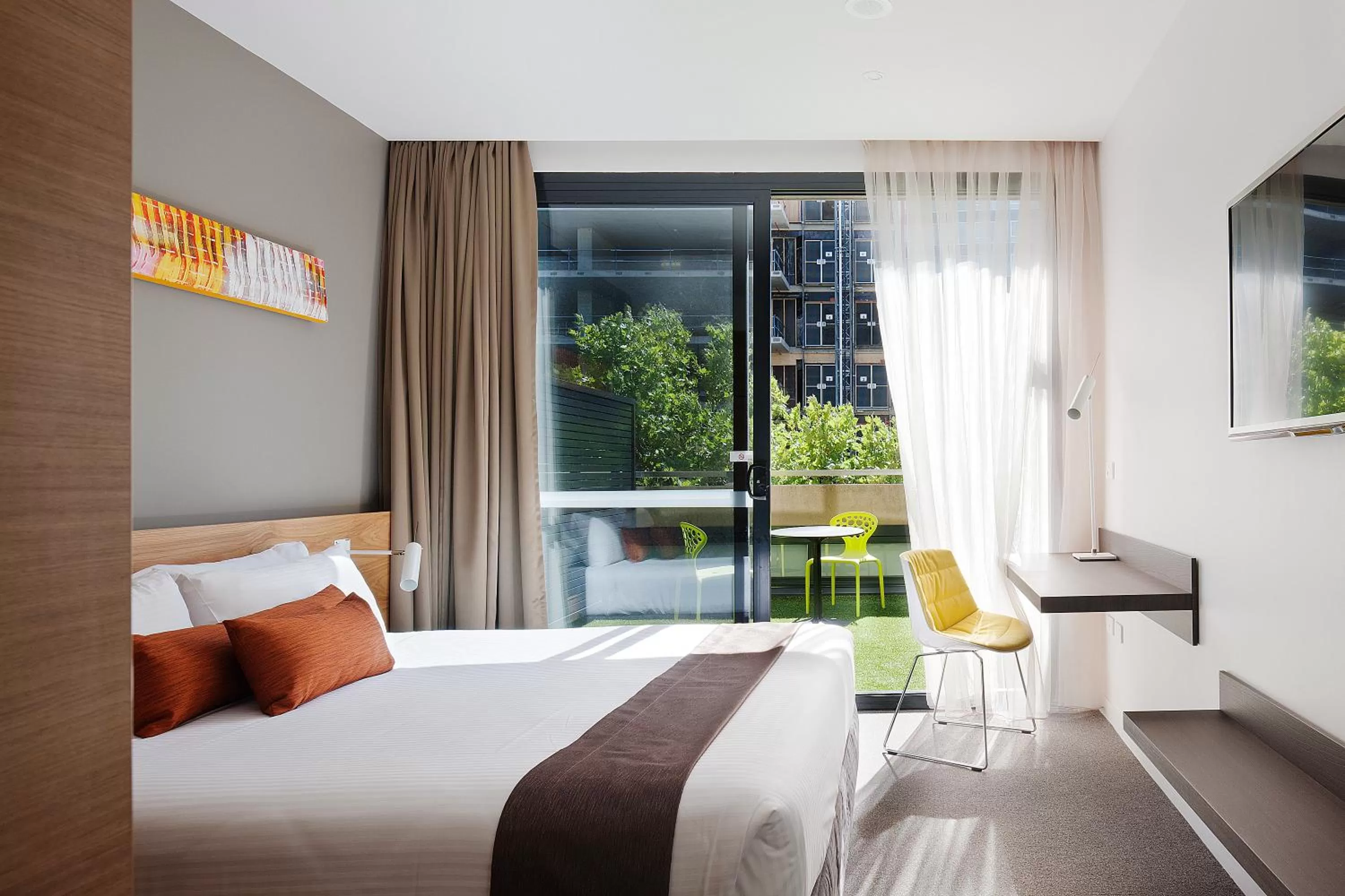 Photo of the whole room in Jasper Boutique Hotel