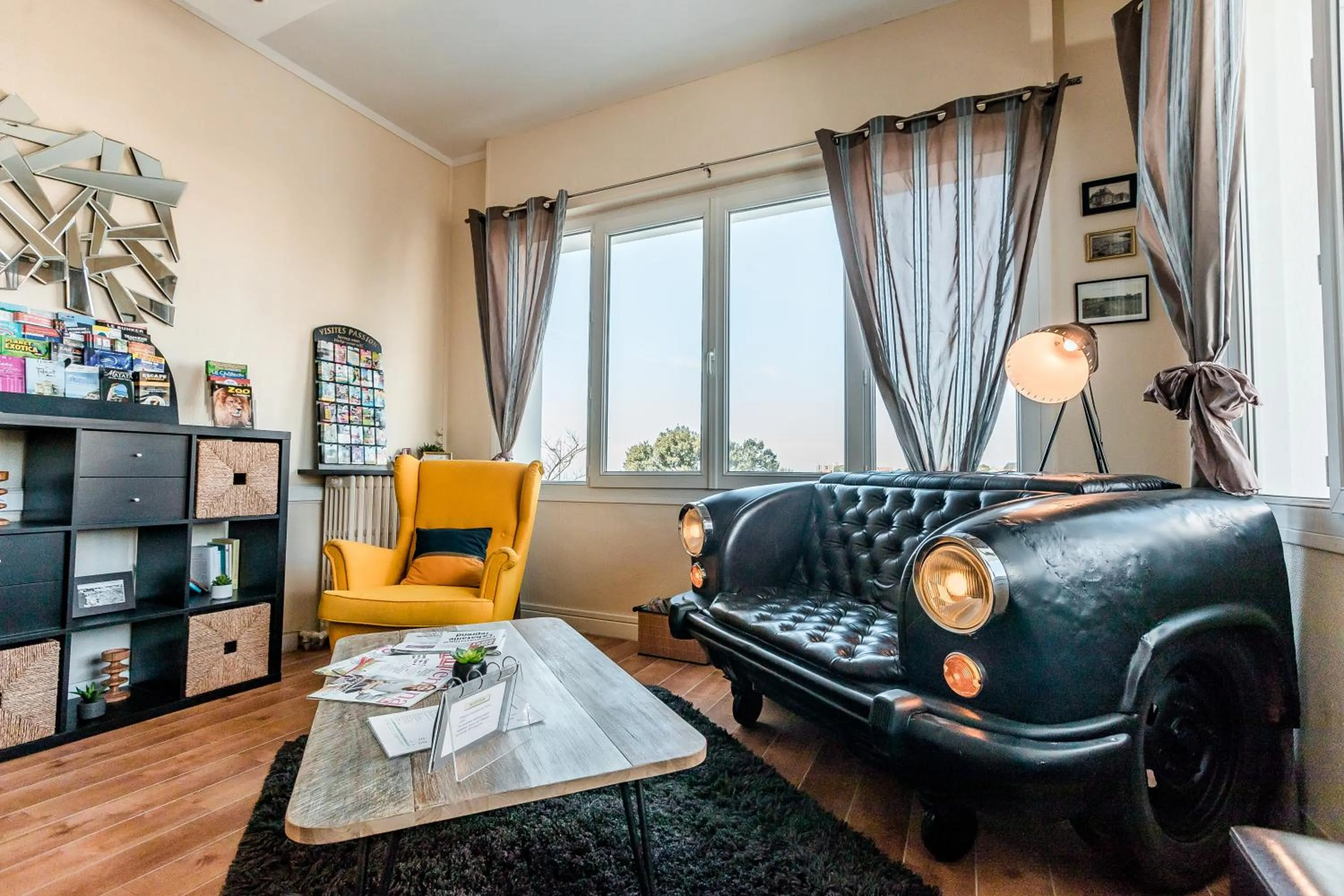 Property building in Hotel Belle Vue Royan