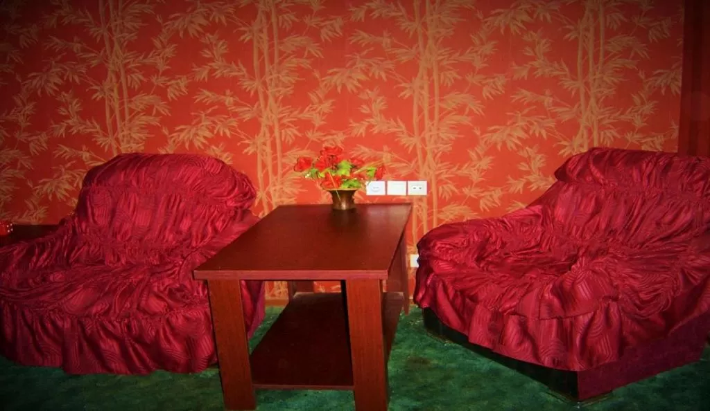 Hotel Lilo near Airport