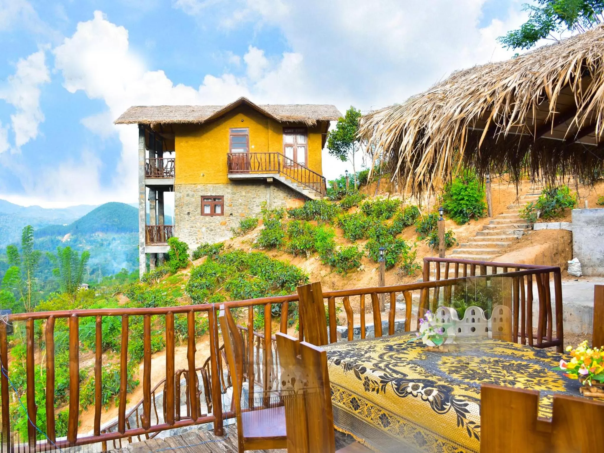 Dining area in Ornateview Hotel