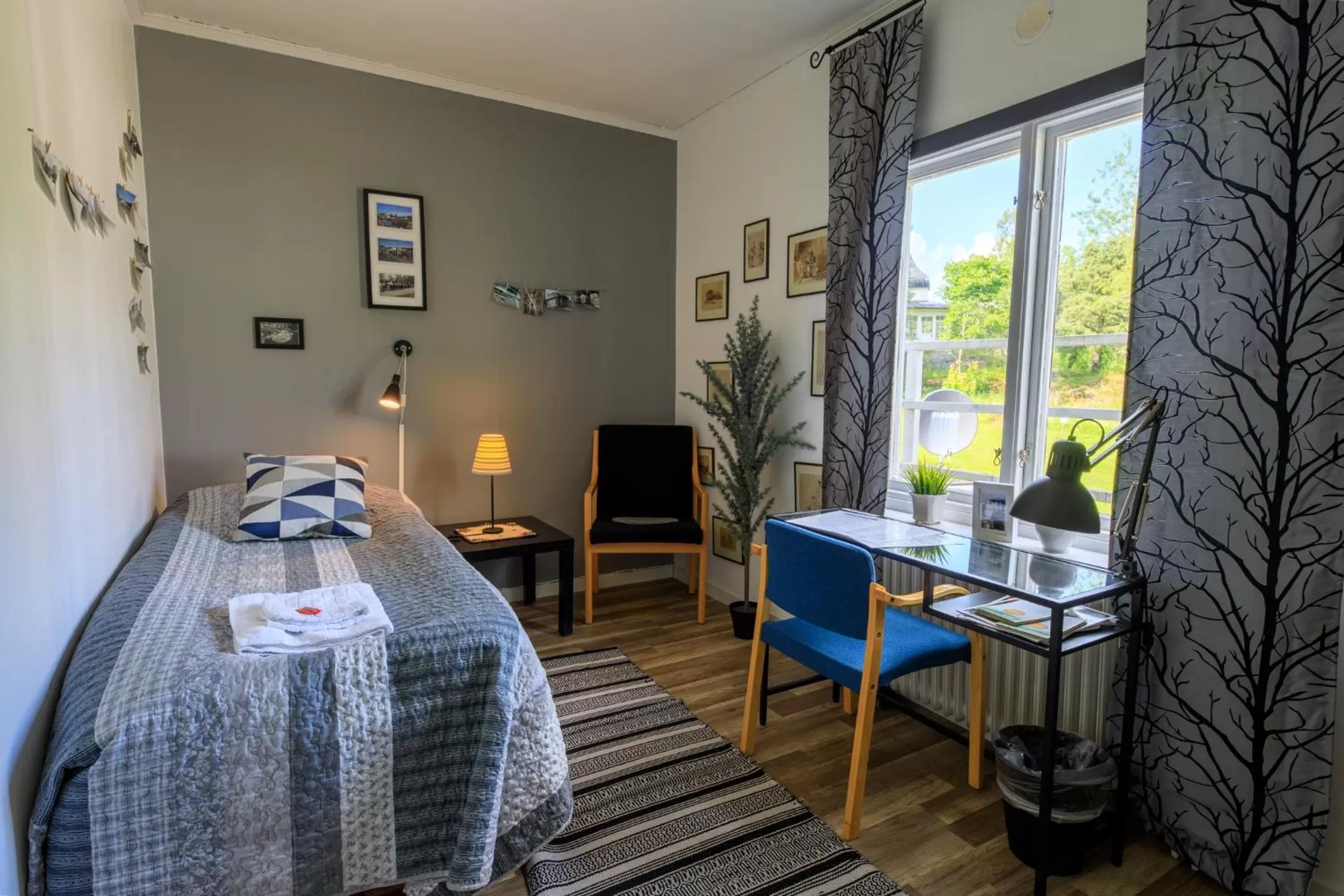 View (from property/room), Bed in Brukshotellet Skinnsberg