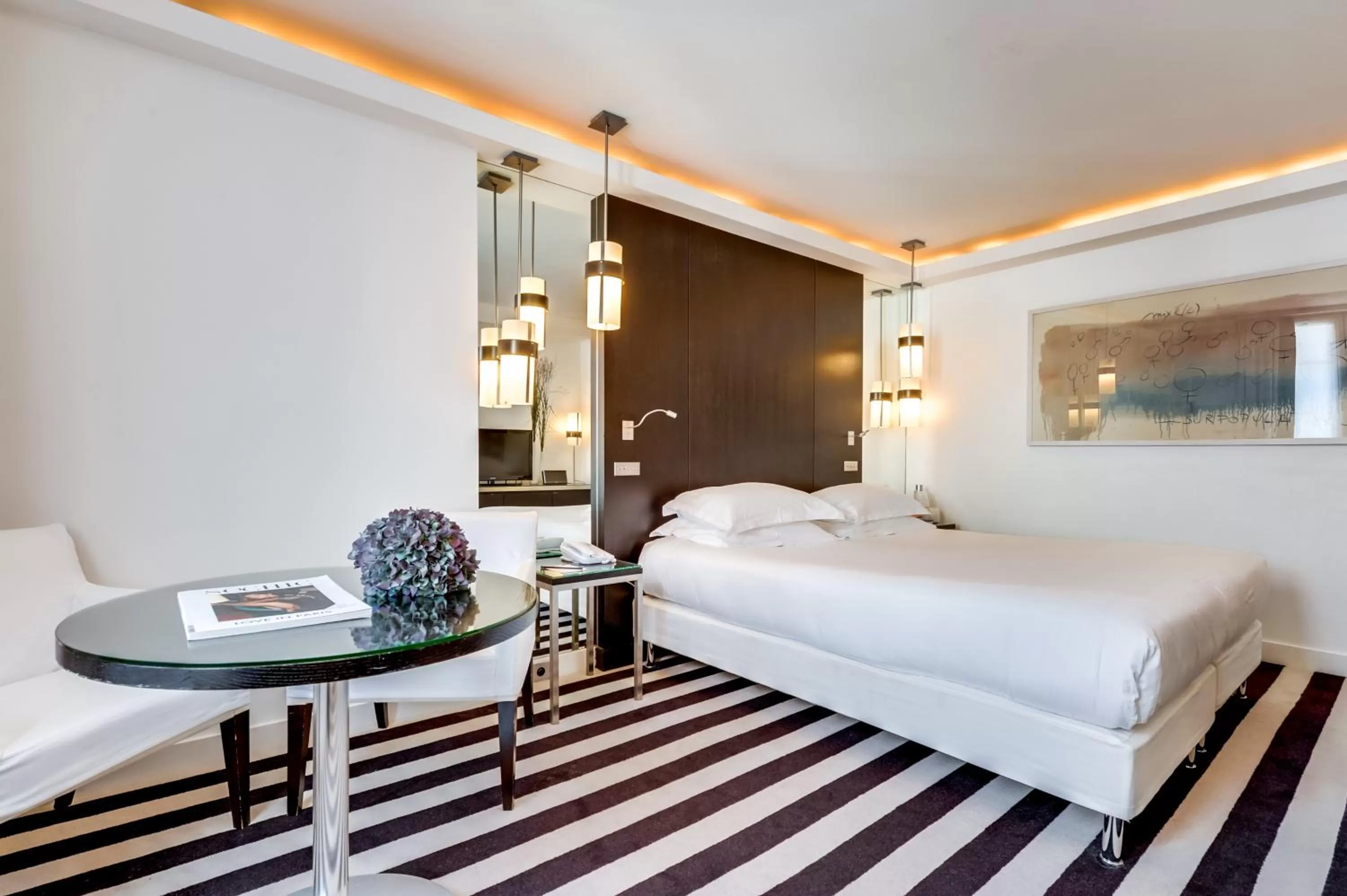 Bedroom, Bed in Le A