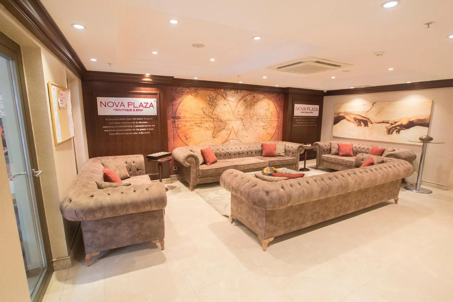 Lobby or reception in Nova Plaza Boutique Hotel & Spa