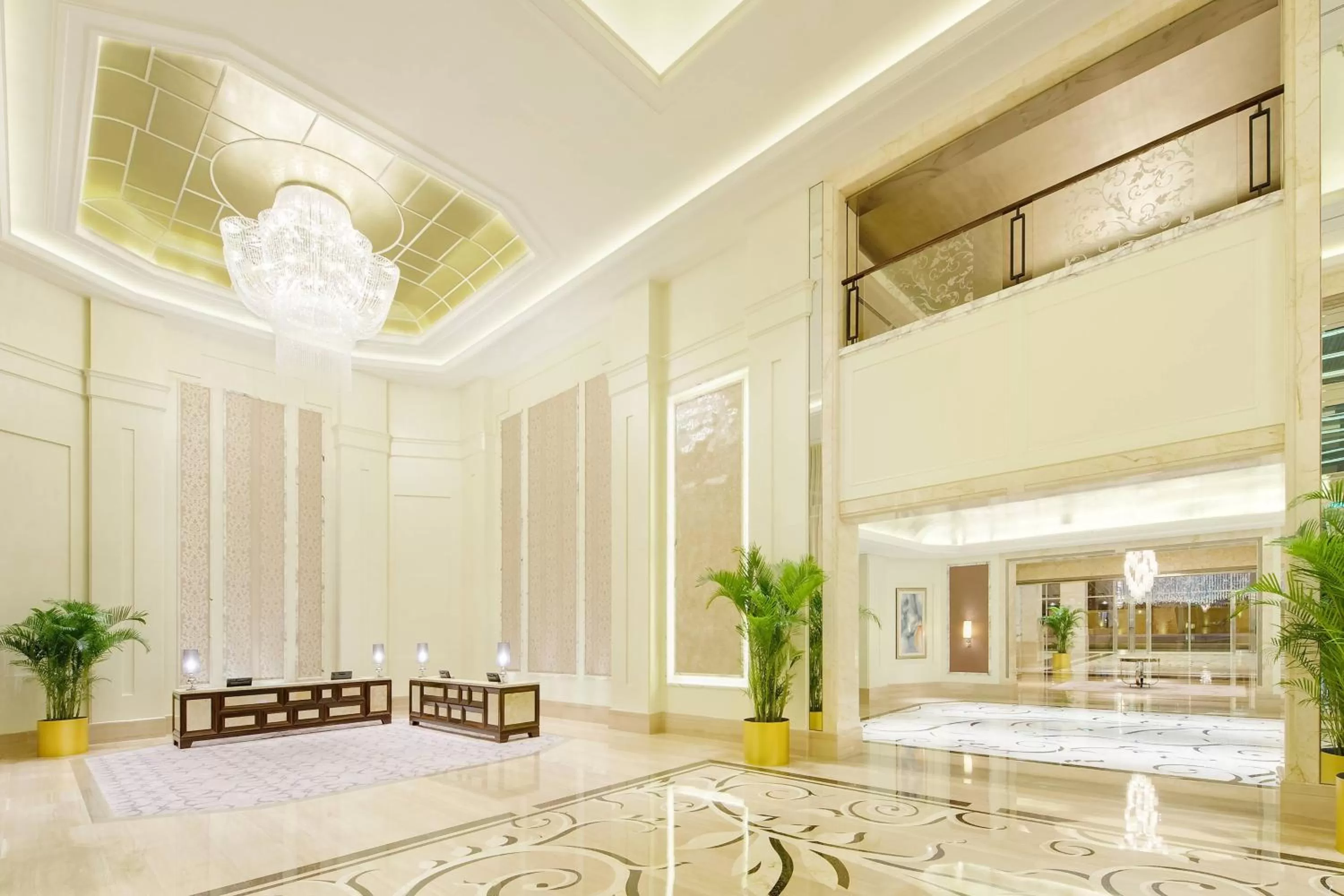 Lobby or reception in Sheraton Qingdao Jiaozhou Hotel
