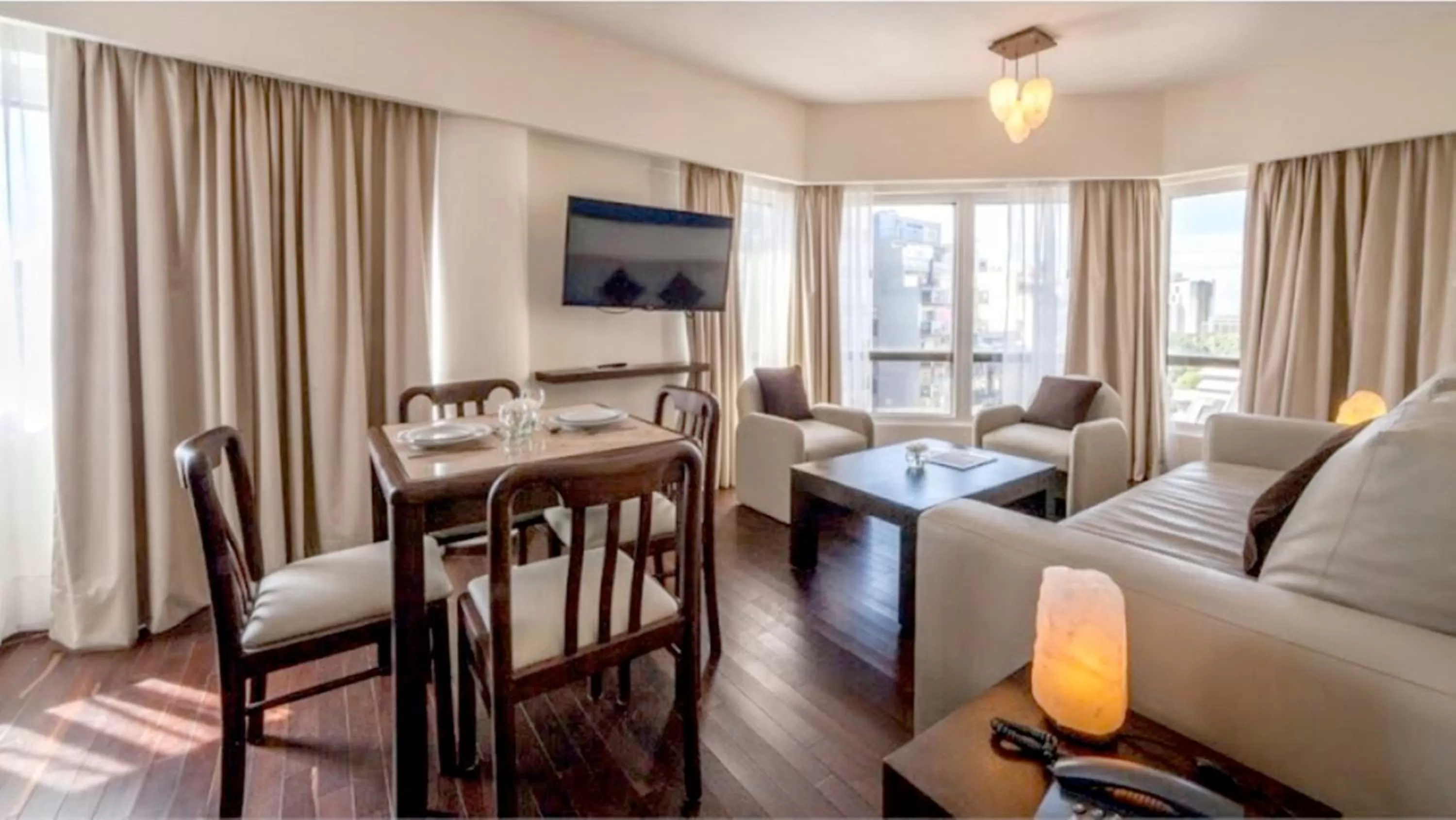 Family Suite in Park Royal City Buenos Aires