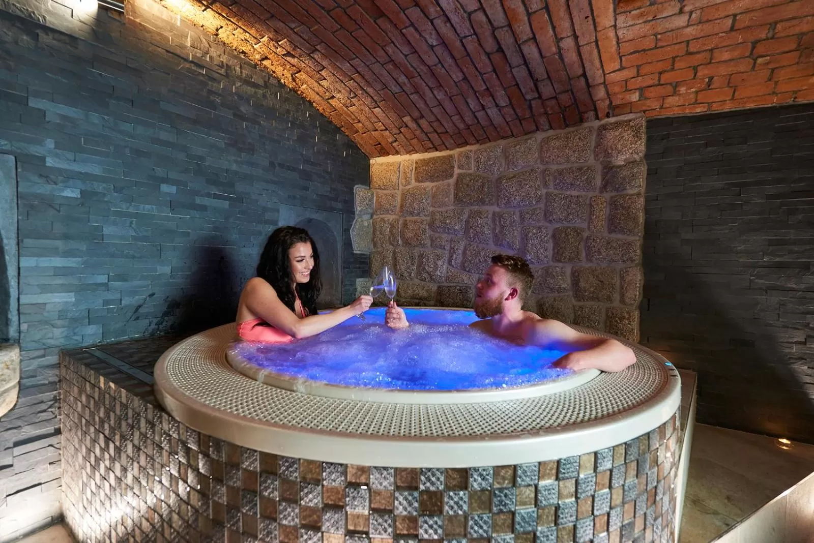 Hot Tub in Hotel Stará Pekárna s privátním wellness