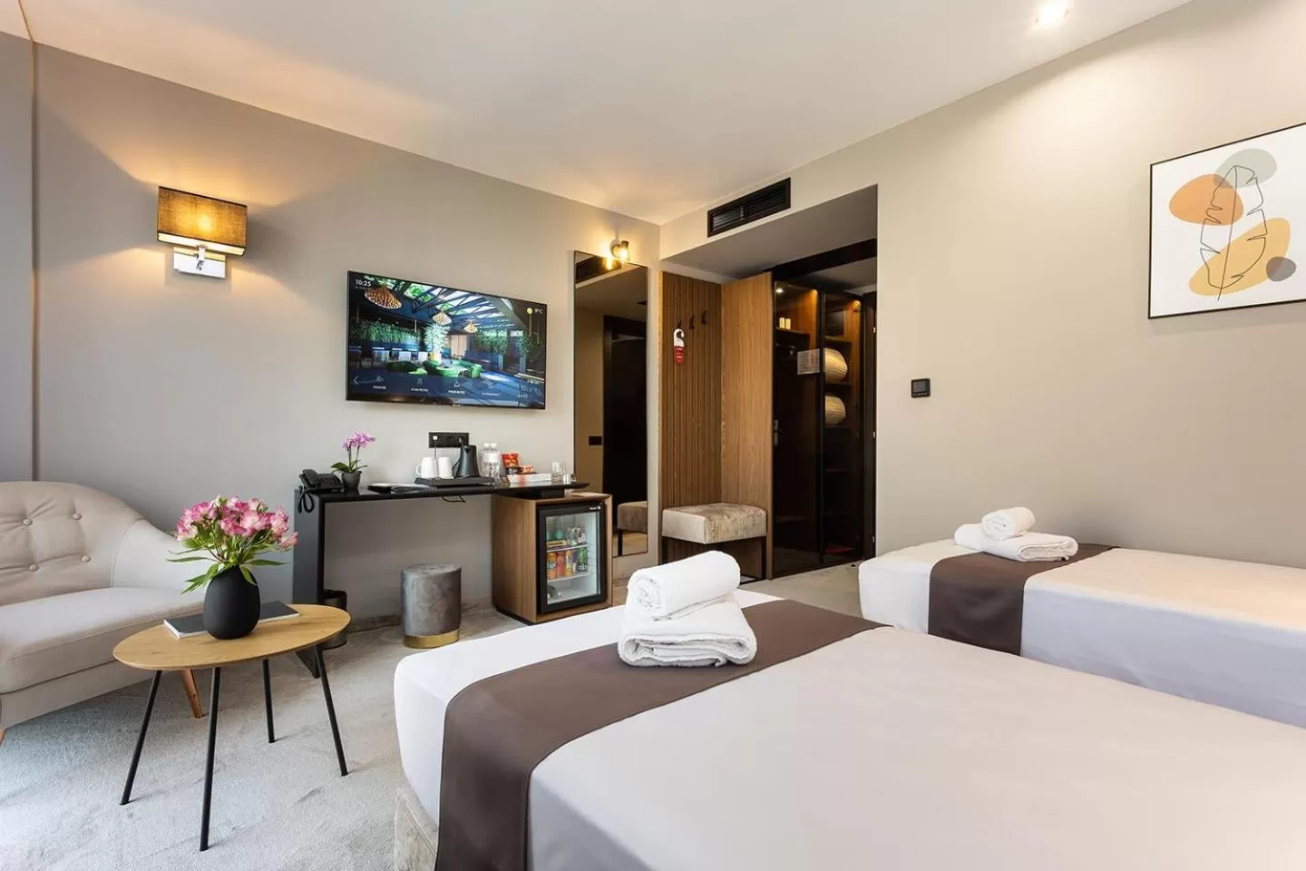 Bed in Abrazo Sofia Hotel by HMG