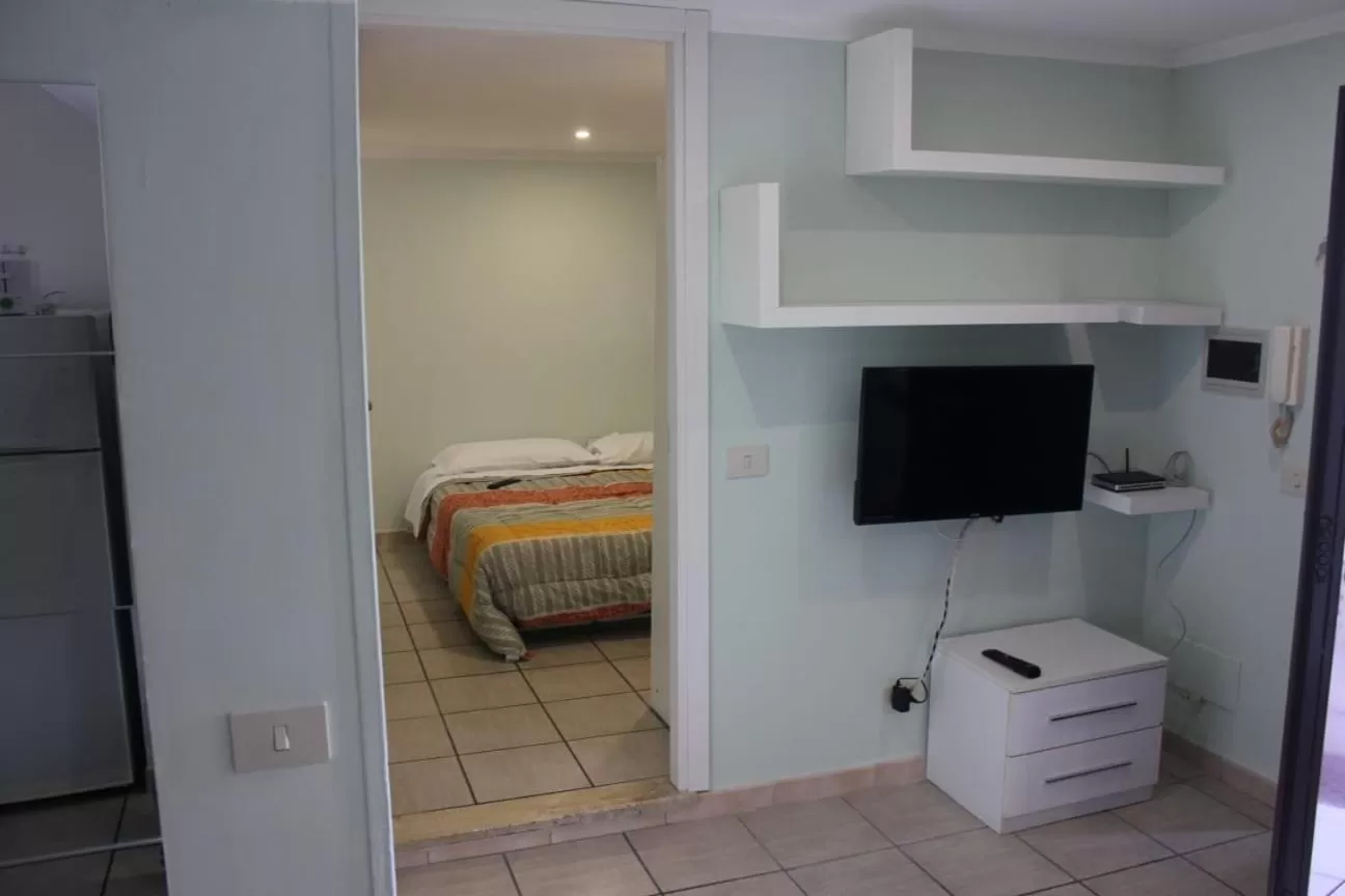 TV/Entertainment Center in Relais Maria Luisa Locazione turistica di Simona Capaccio