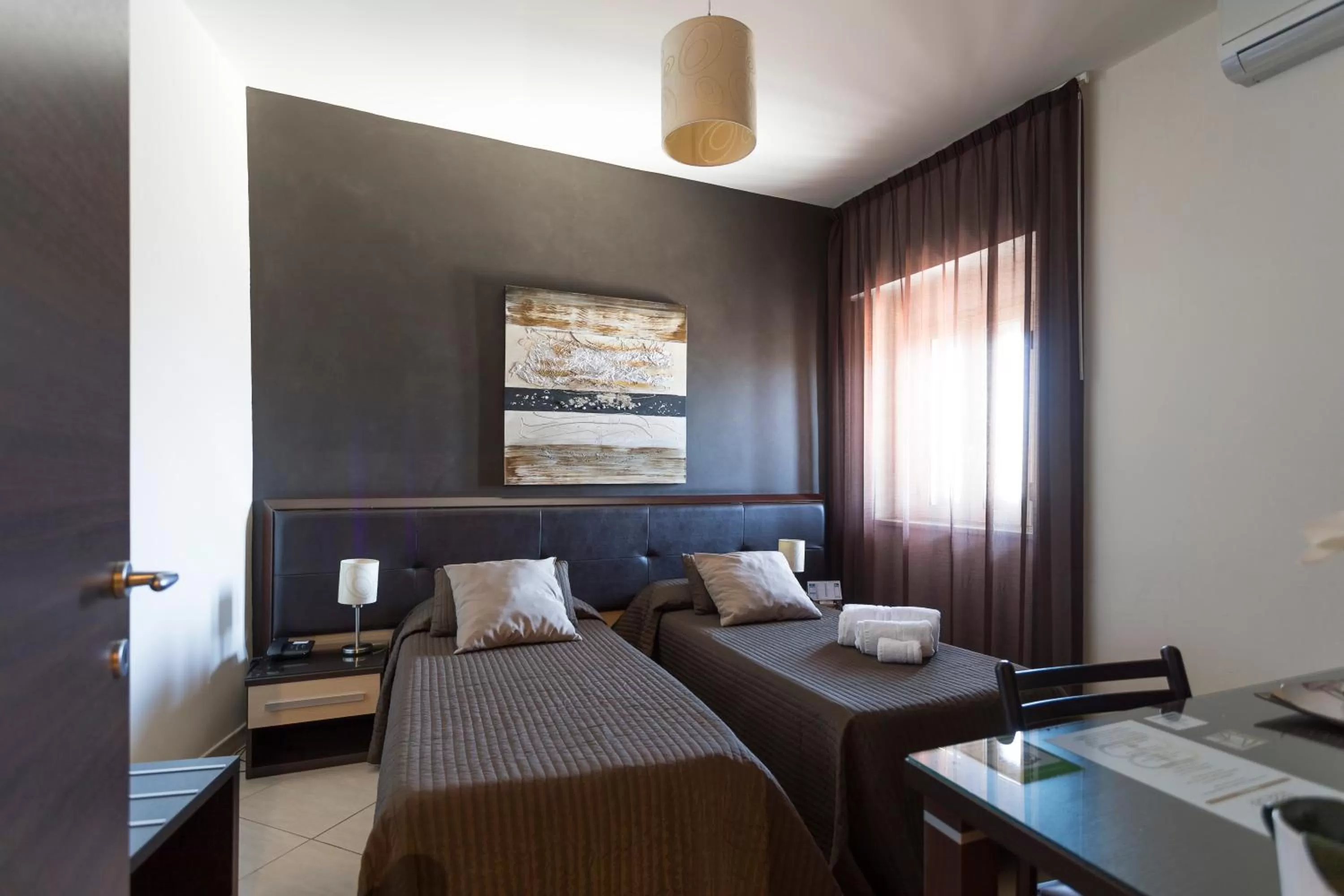 Photo of the whole room, Bed in Beatus Suites And Rooms B&B