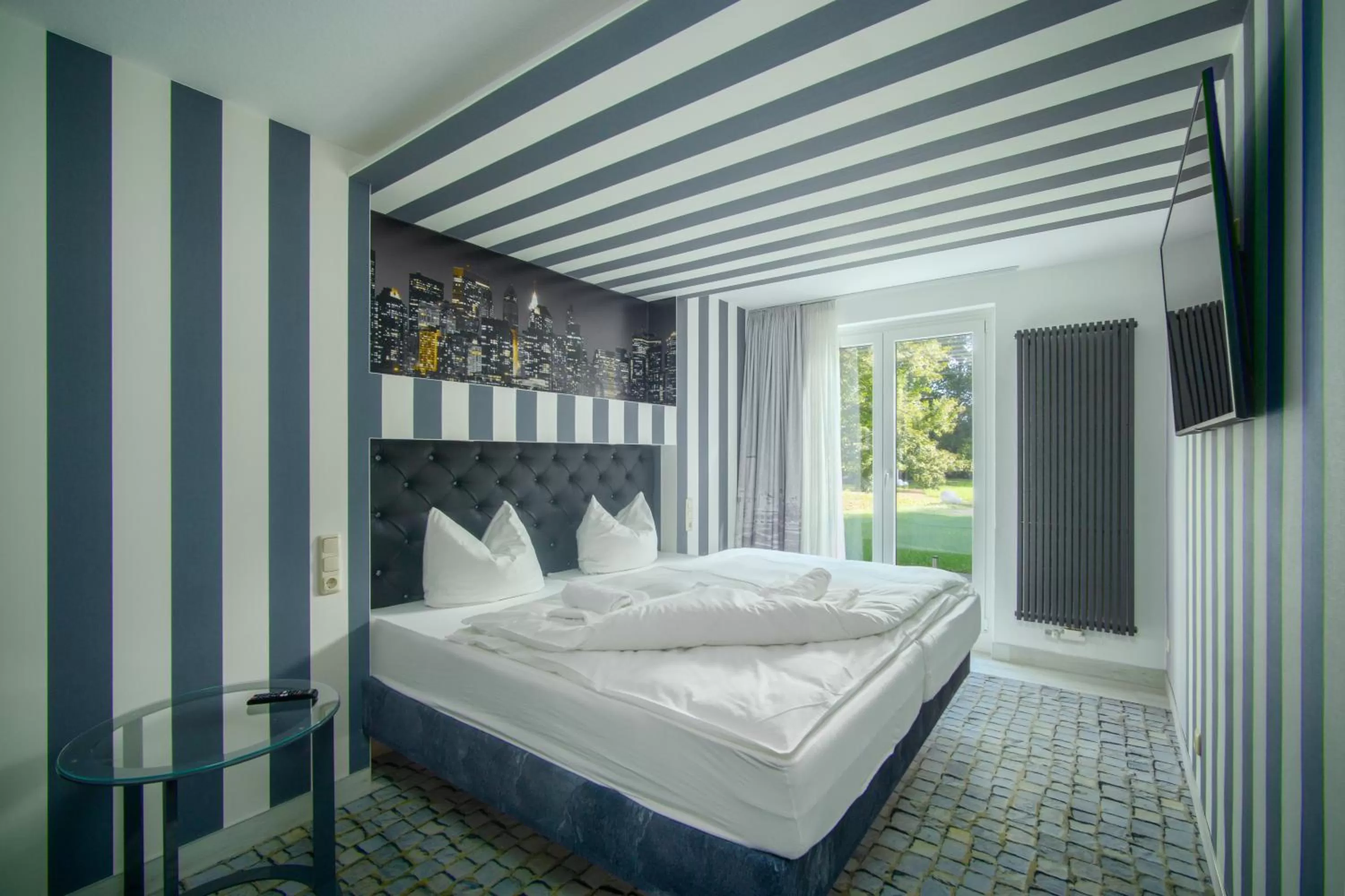 Bedroom, Bed in SL'otel im Parforcehaus