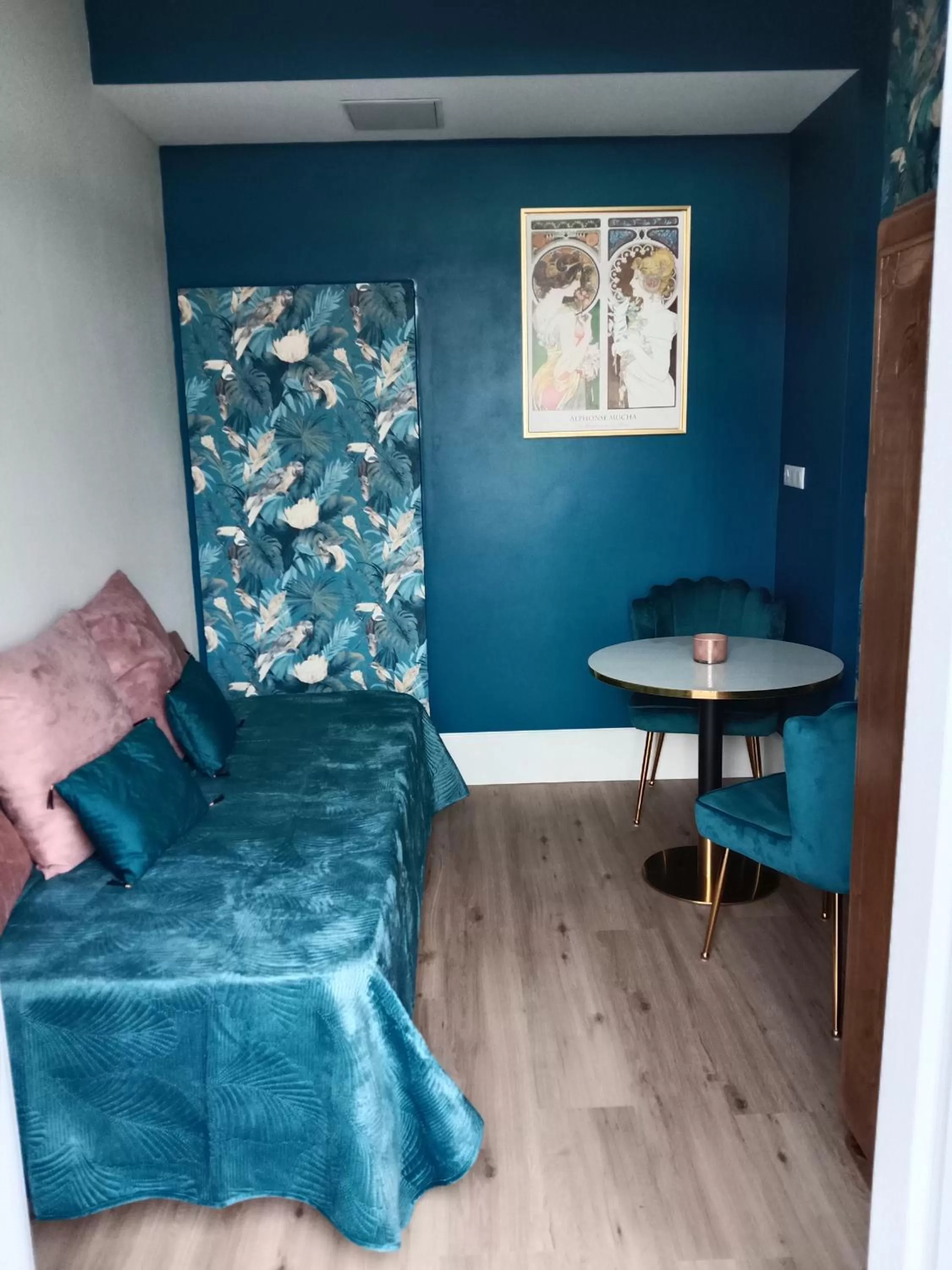 Living room in La Belle Epoque & Spa - Maison d'hôtes