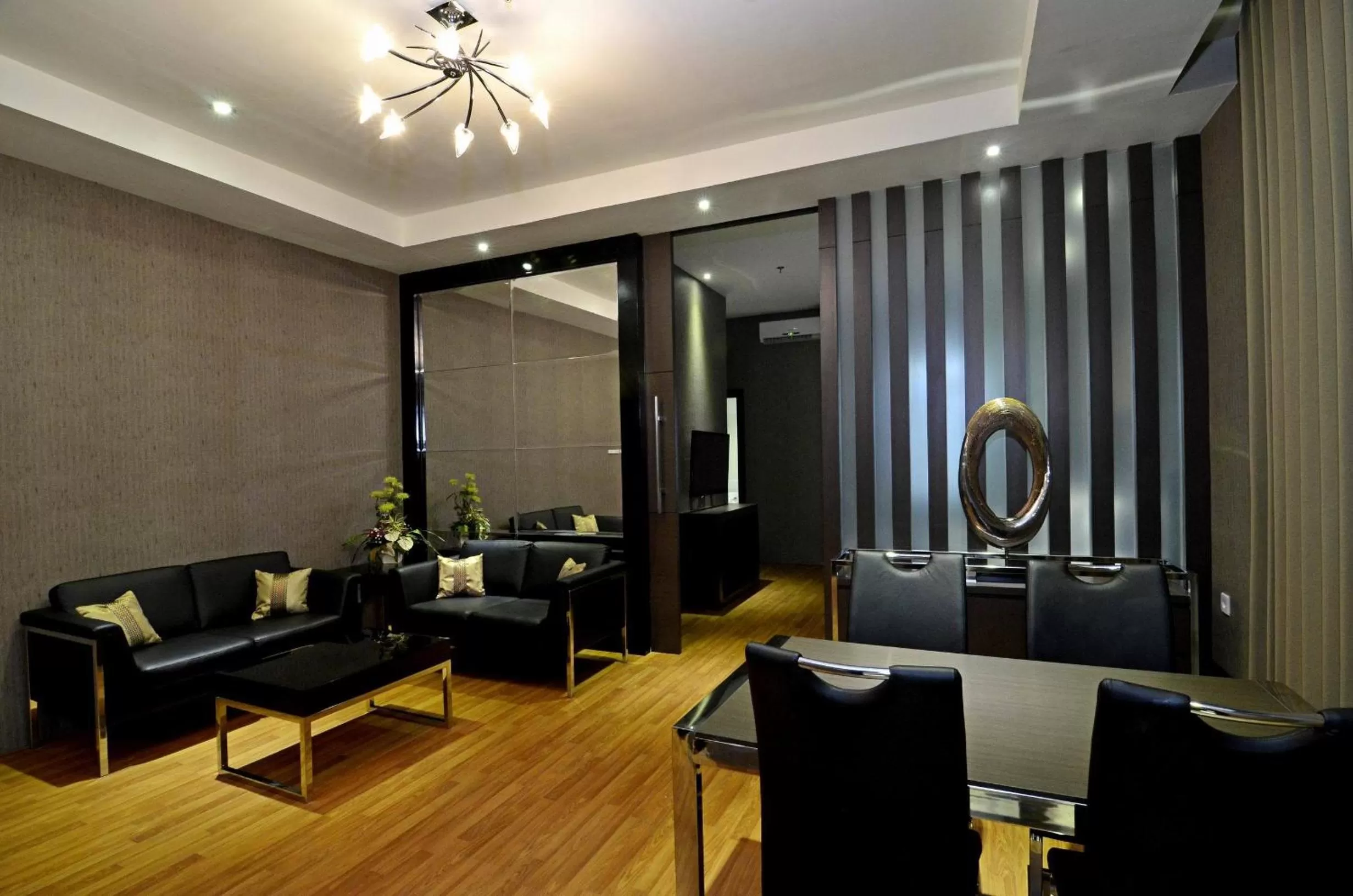 Living room in Savana Hotel & Convention Malang