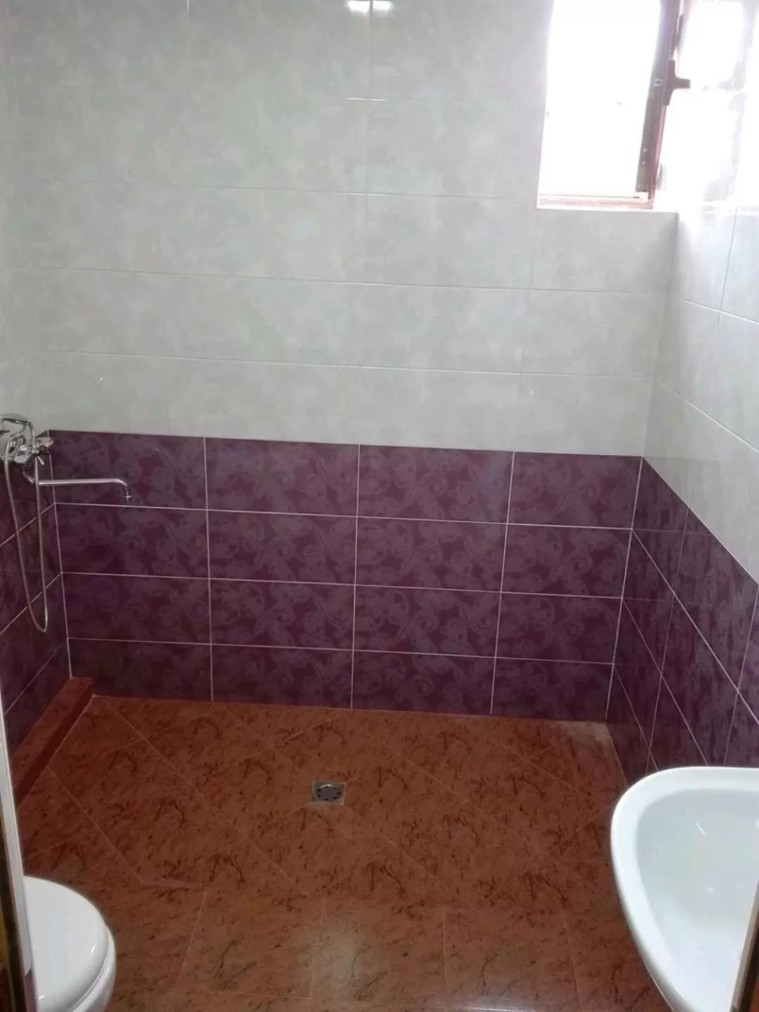 Bathroom in Karine B&B