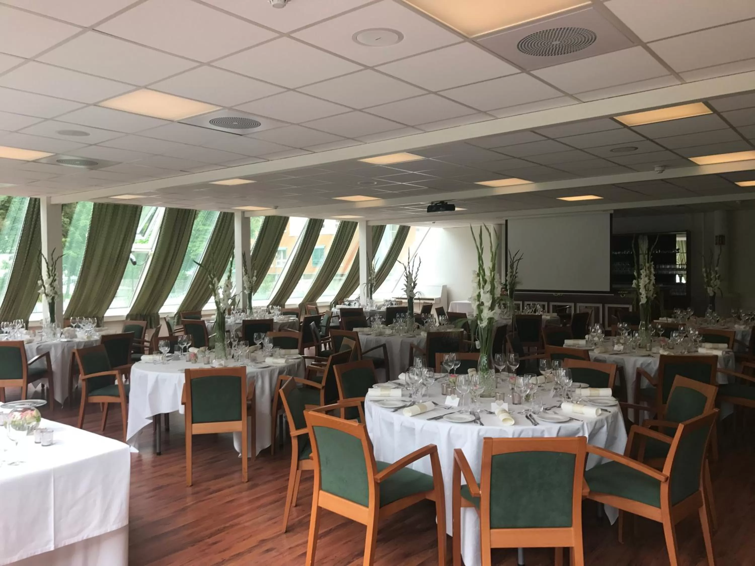 Banquet/Function facilities in Øren Hotel