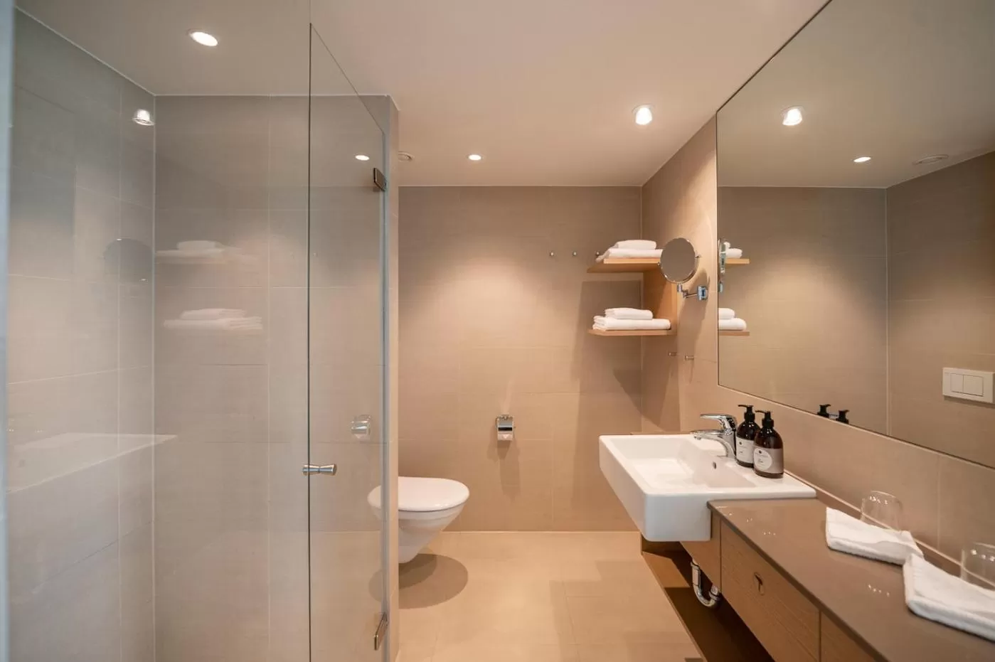 Shower in Seehotel am Kaiserstrand