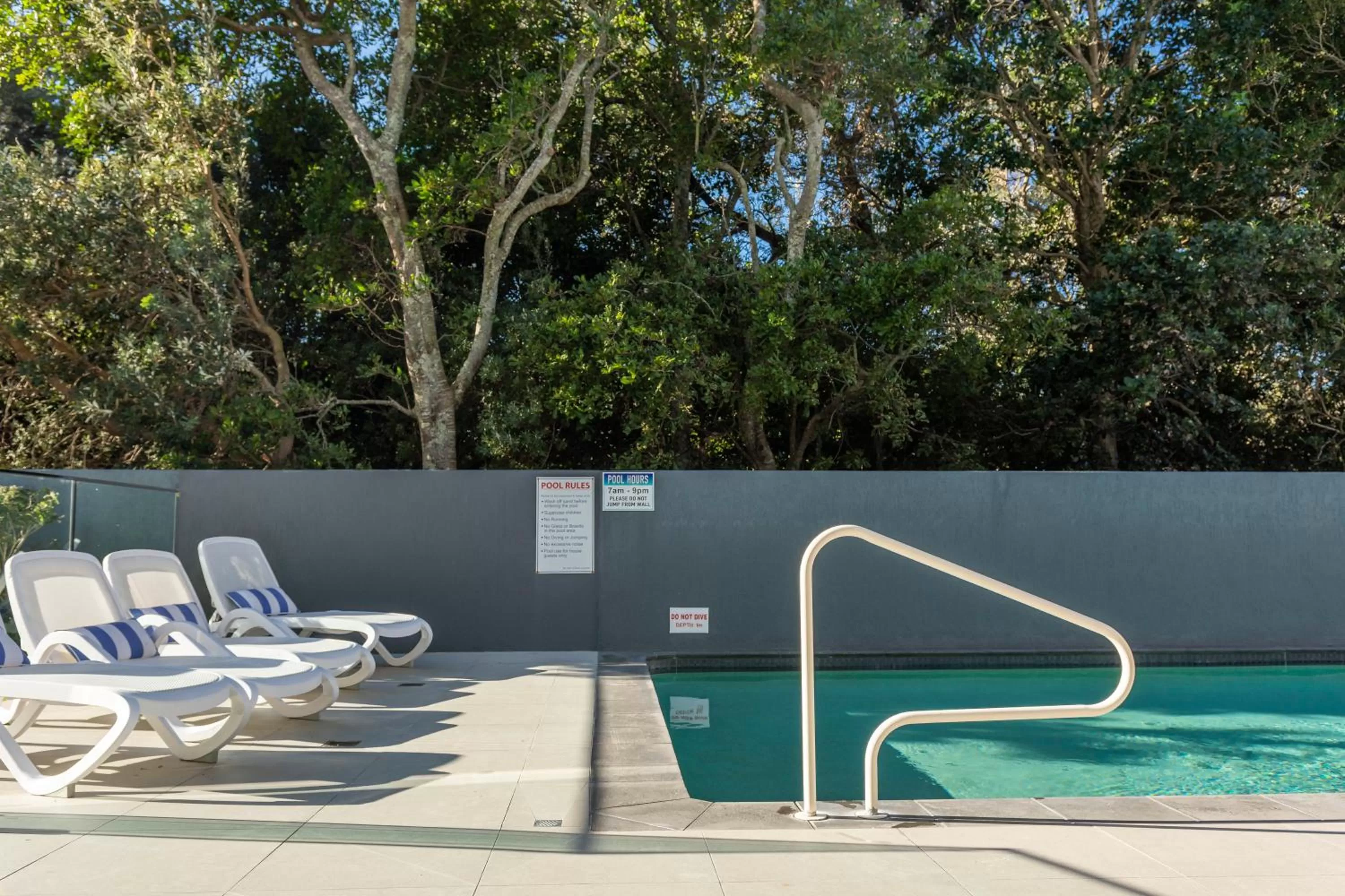 Swimming pool in 84 The Spit Holiday Apartments