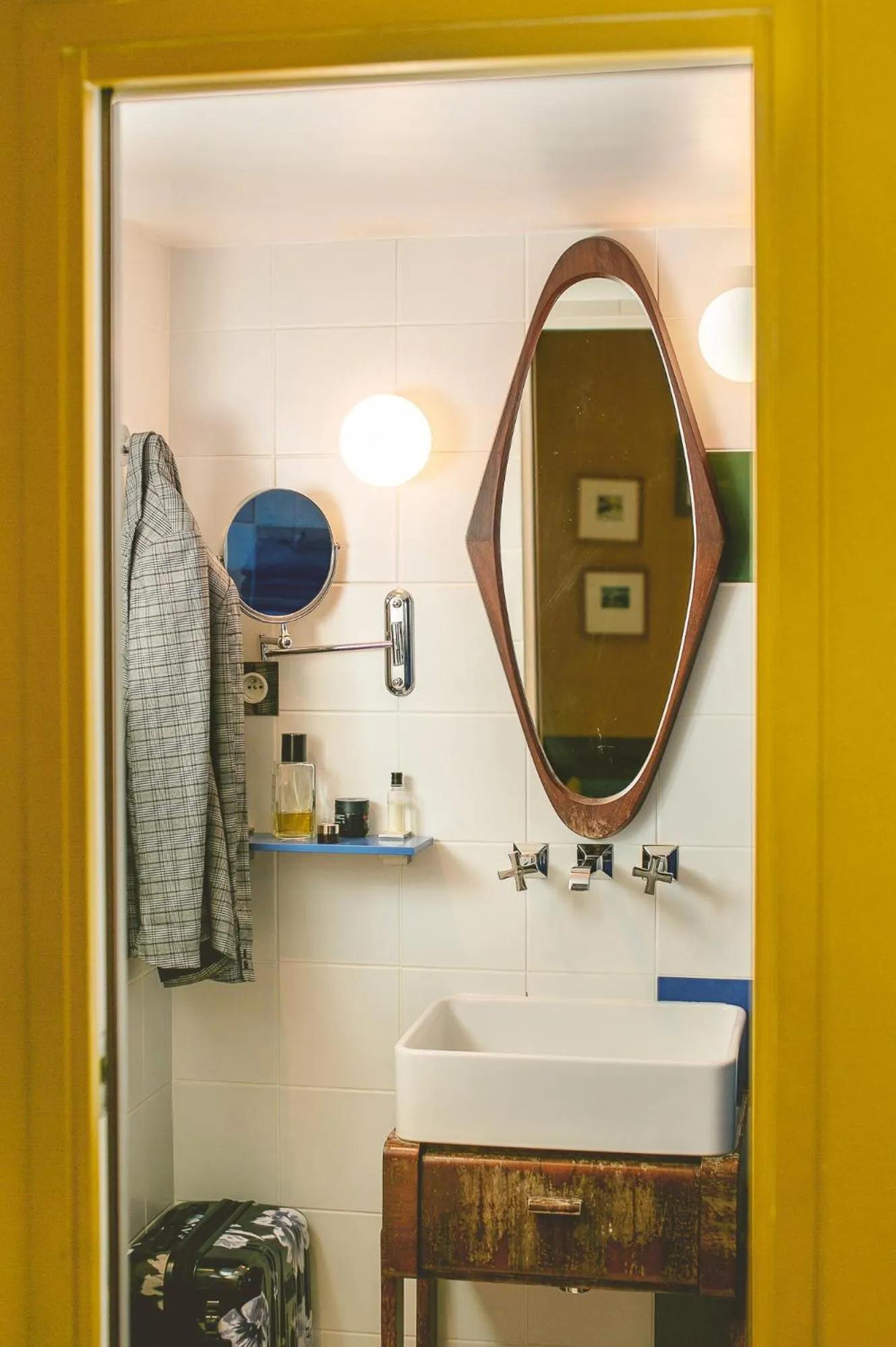 Photo of the whole room in Hôtel Crayon