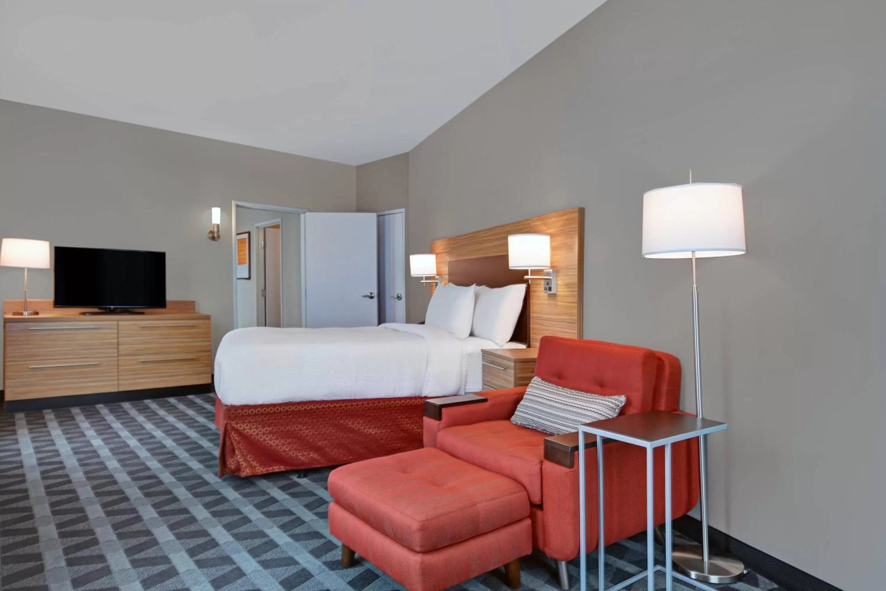 Bedroom, Bed in TownePlace Suites by Marriott Indianapolis Downtown