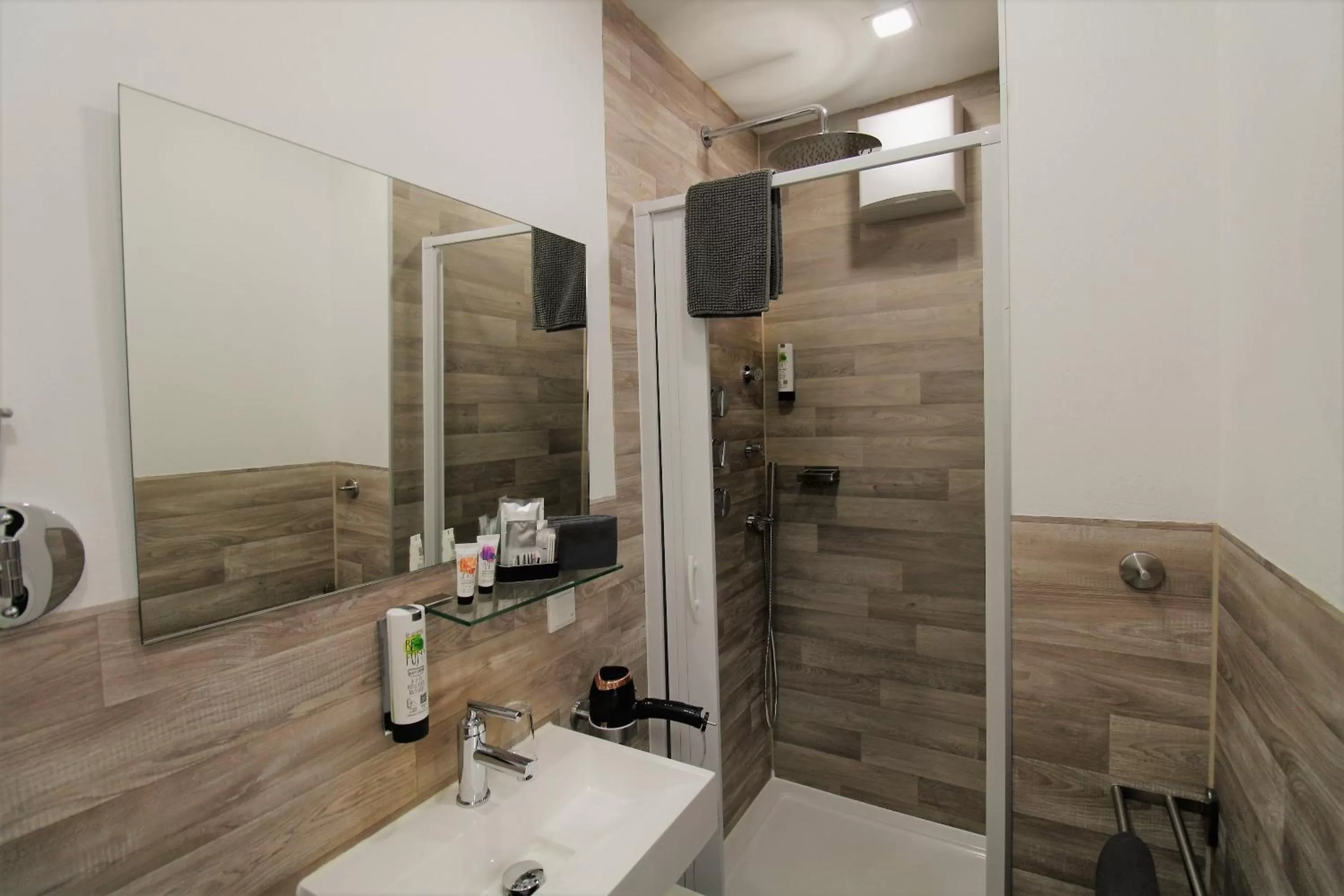 Bathroom in MY HOME Hotel Lamm Rottweil "Smart Home"