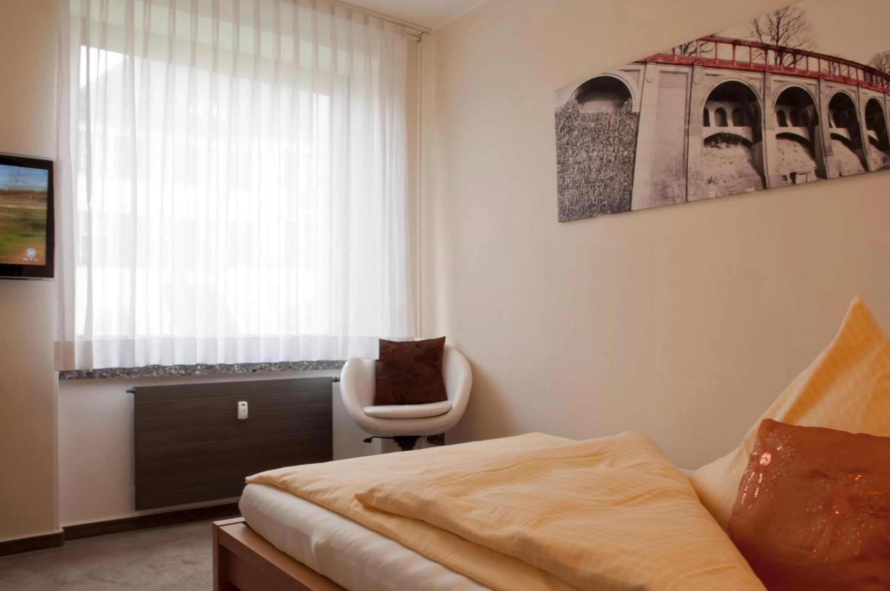 Photo of the whole room, Bed in Hotel Credé